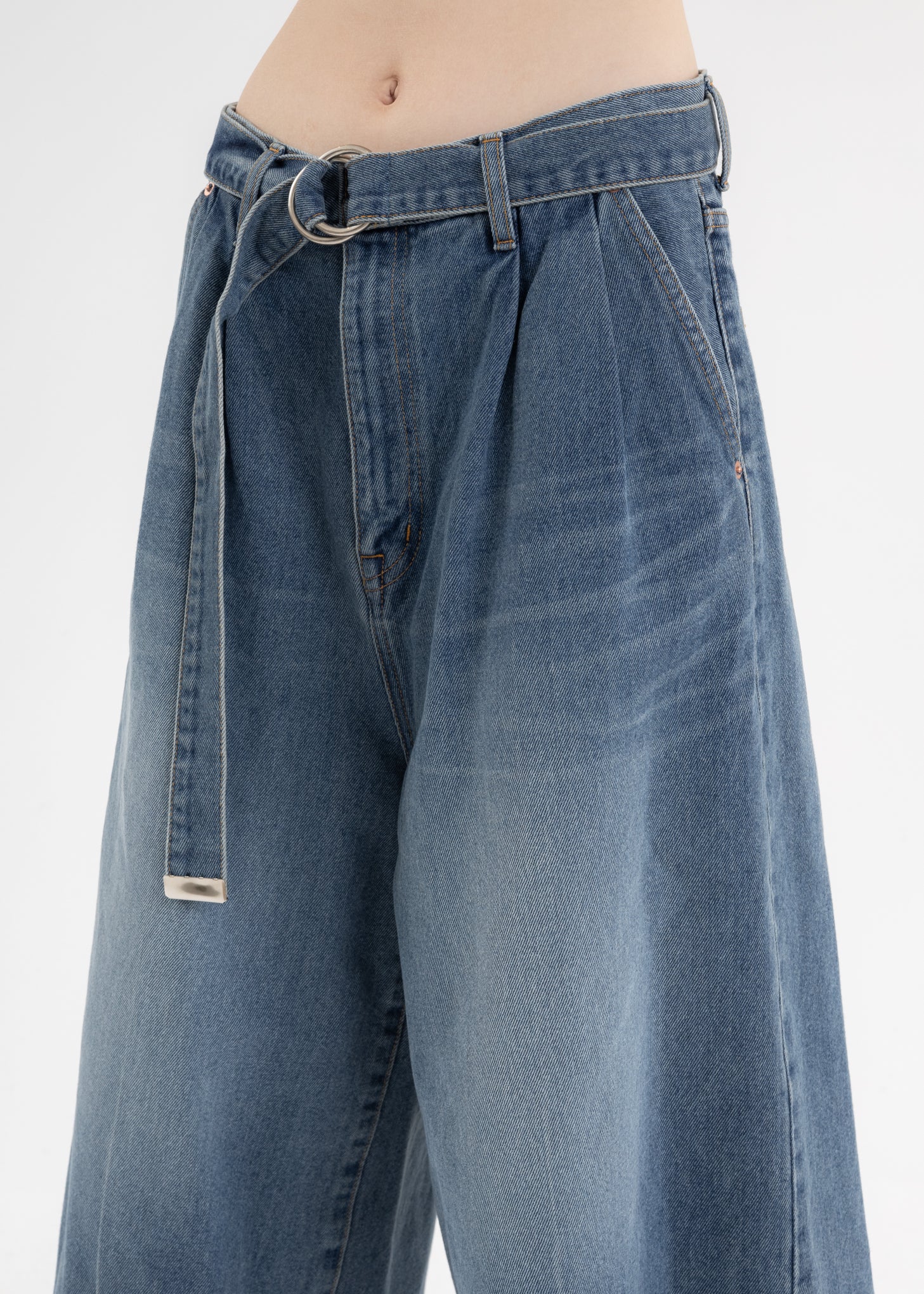 Indigo RECYCLE DENIM CUT-OFF WIDE PANTS - Image 5