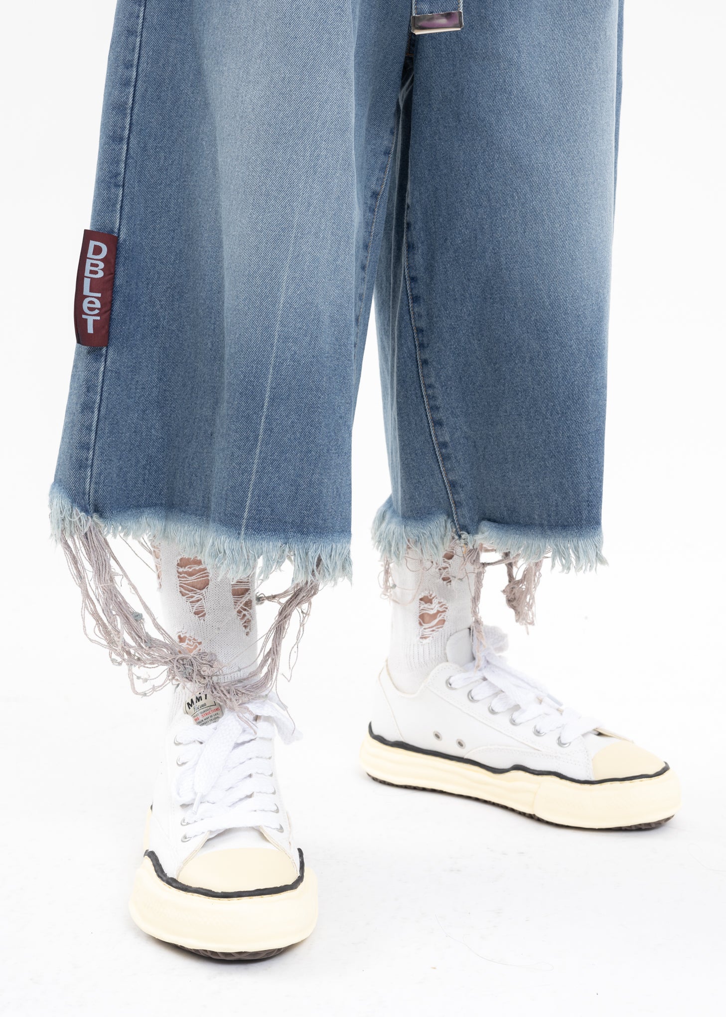 Indigo RECYCLE DENIM CUT-OFF WIDE PANTS - Image 5