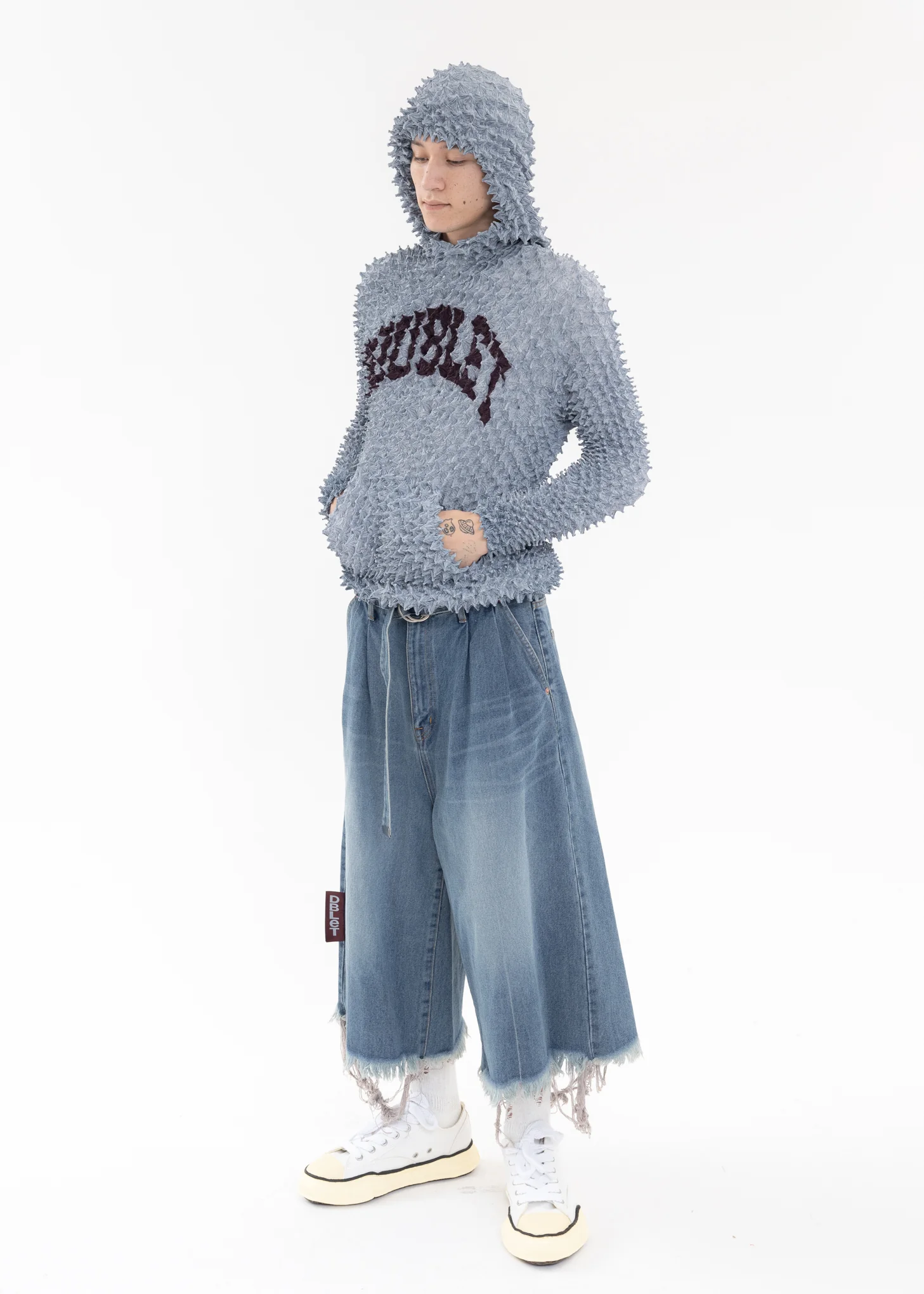 Indigo RECYCLE DENIM CUT-OFF WIDE PANTS - Image 7
