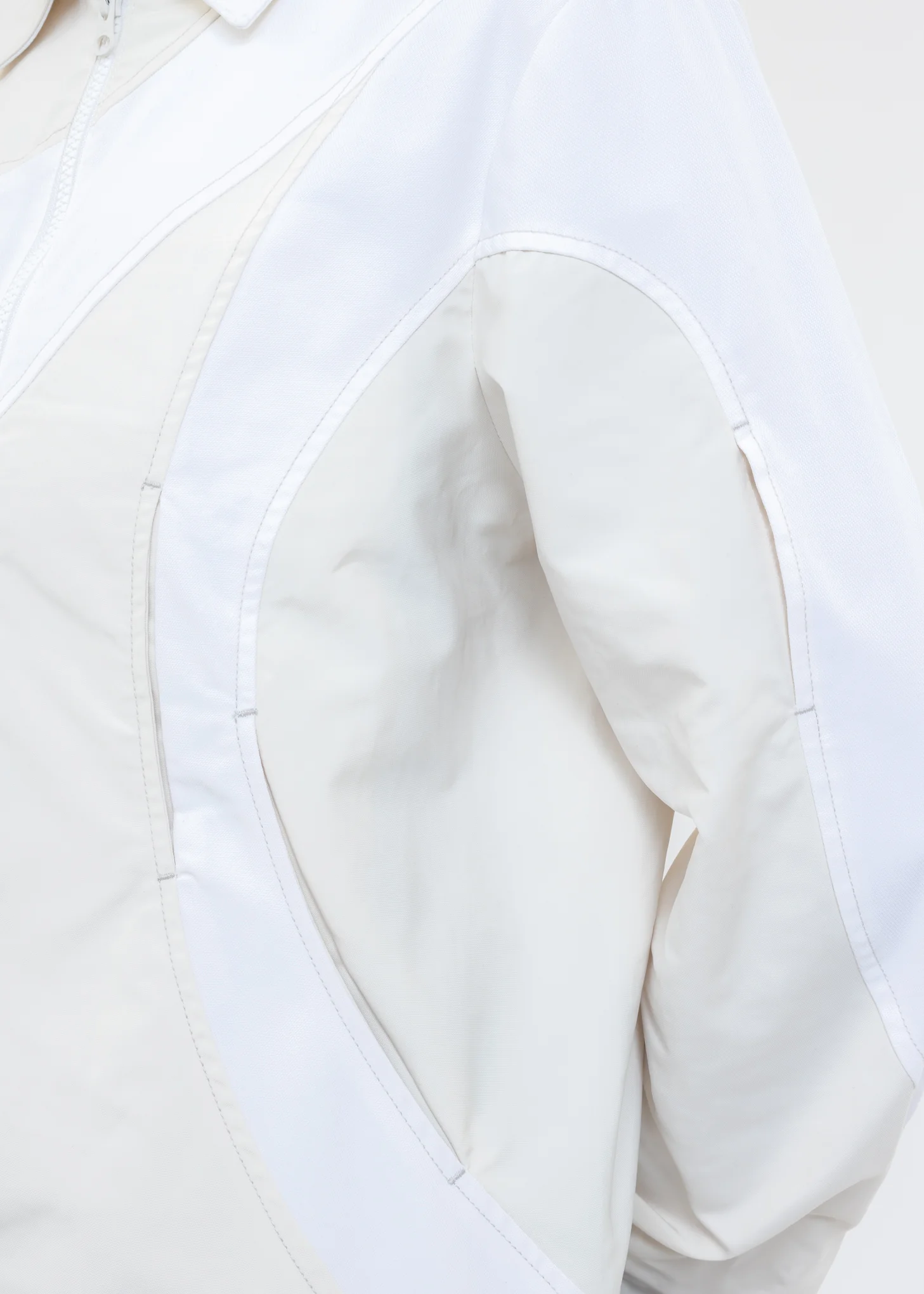 Ivory  4.0+ JACKET CENTER - Image 6