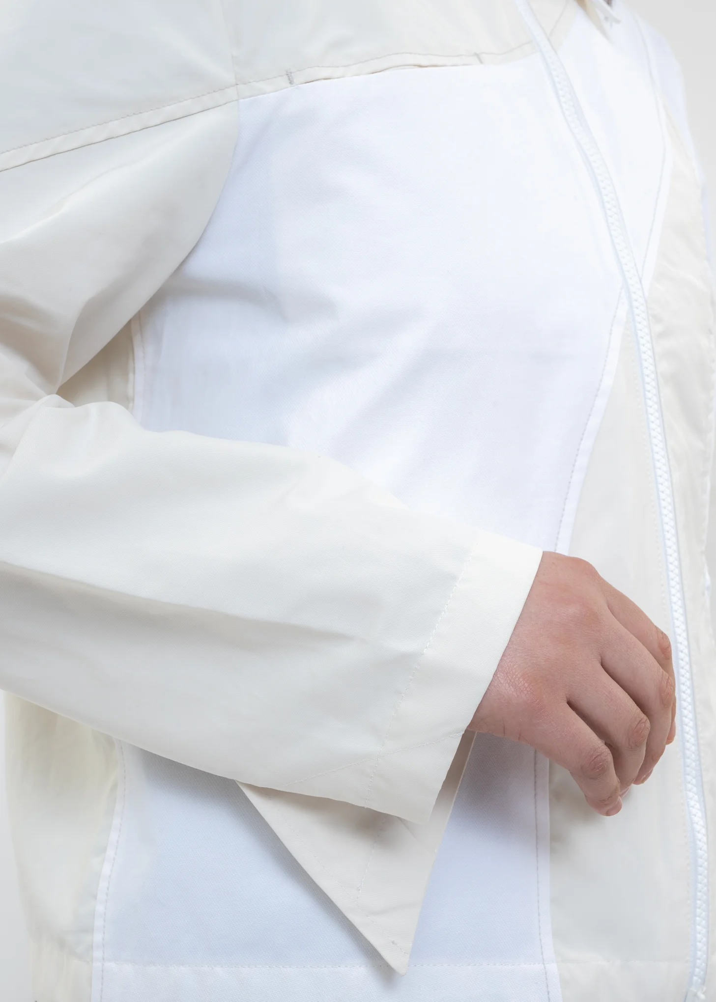 Ivory  4.0+ JACKET CENTER - Image 8
