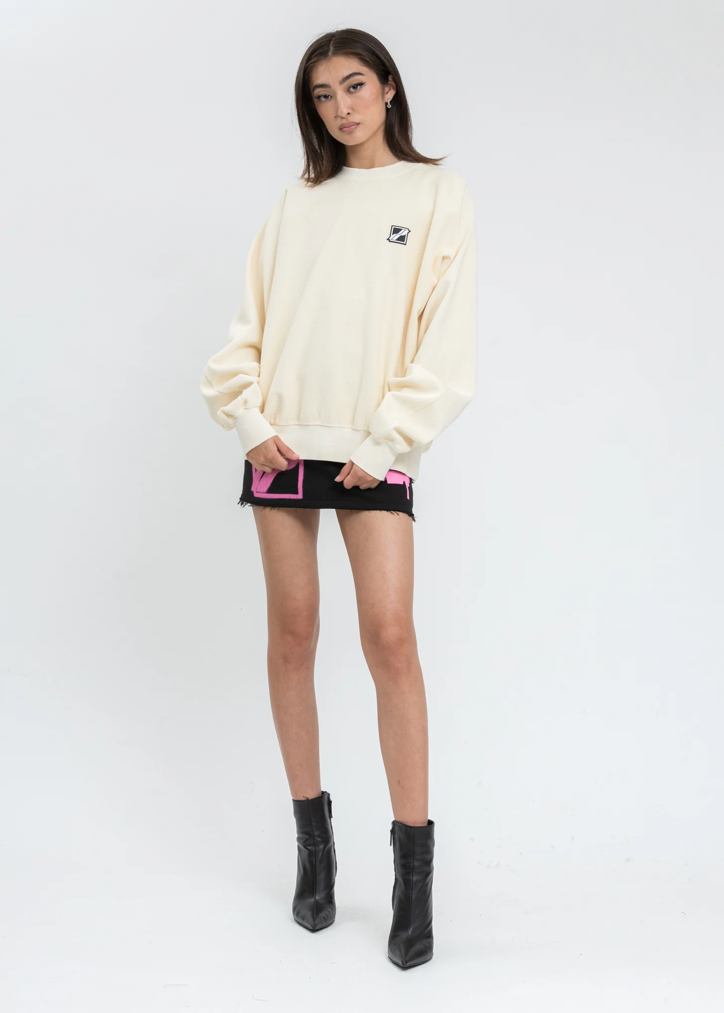 Ivory Big Lettering Sweater - Image 5