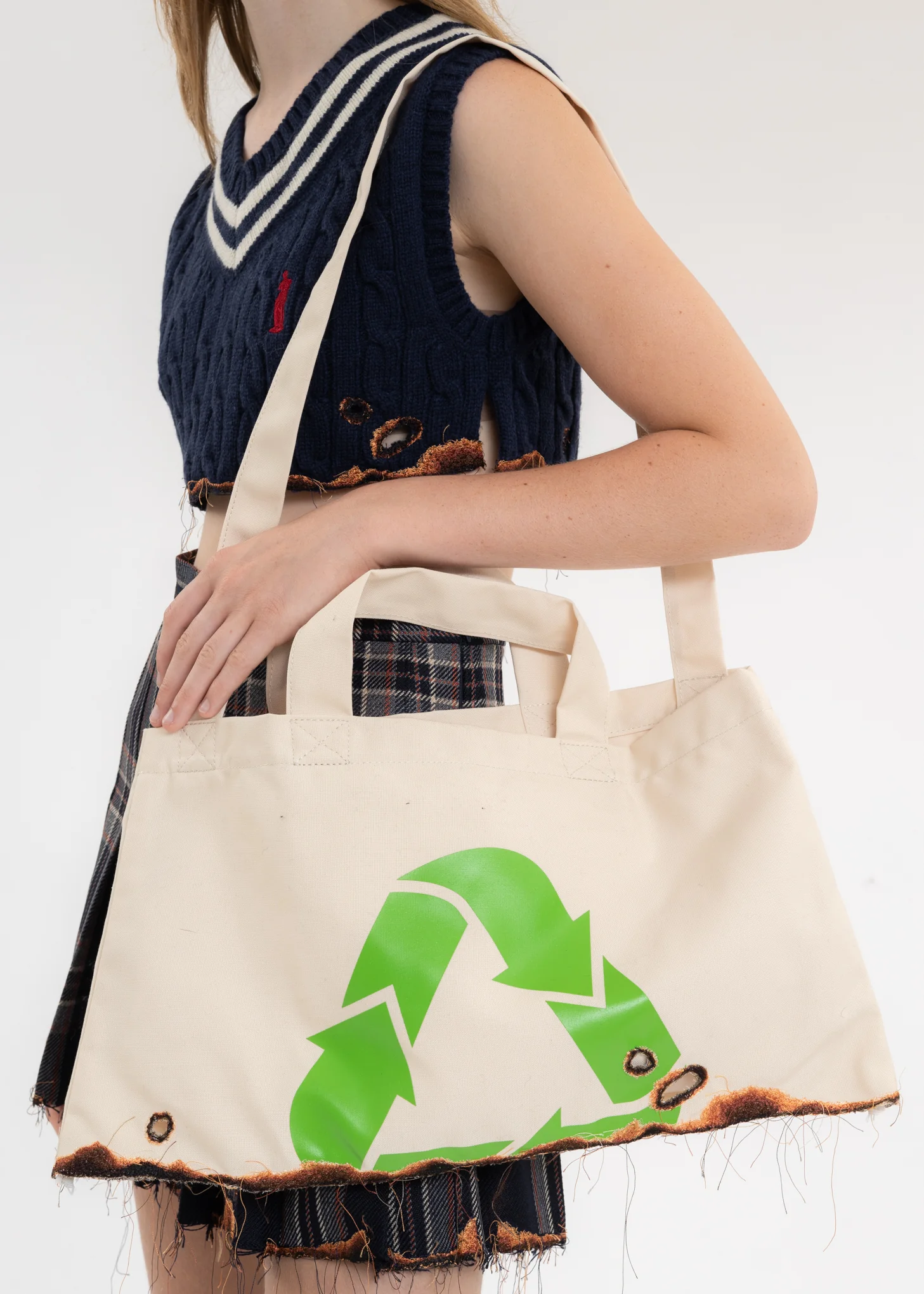 Ivory BURNING EMBROIDERY ECO BAG - Image 2