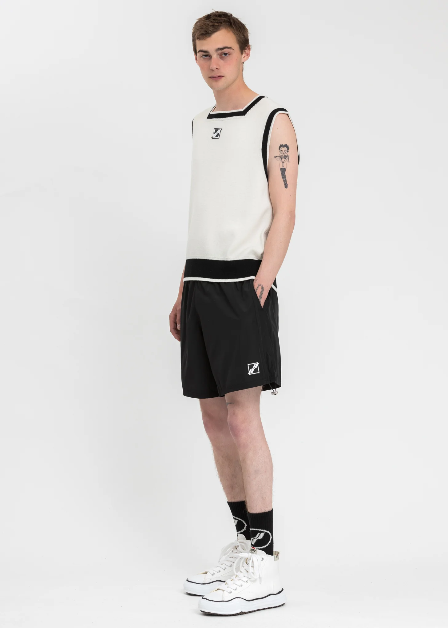 Ivory Logo Patched Square Neck Vest - Image 5
