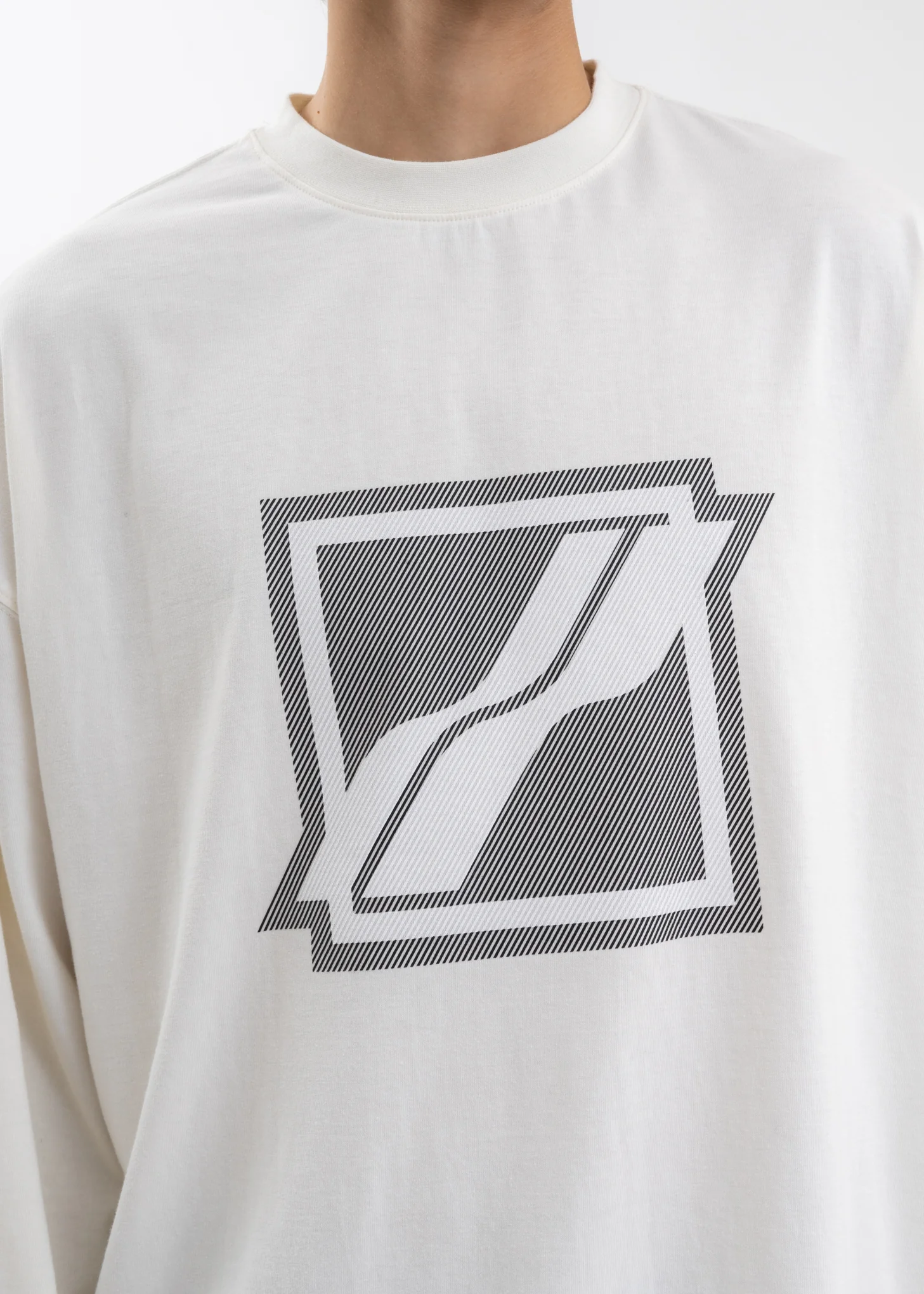 IVORY SQUARE LOGO LONG-SLEEVED T-SHIRT - Image 2