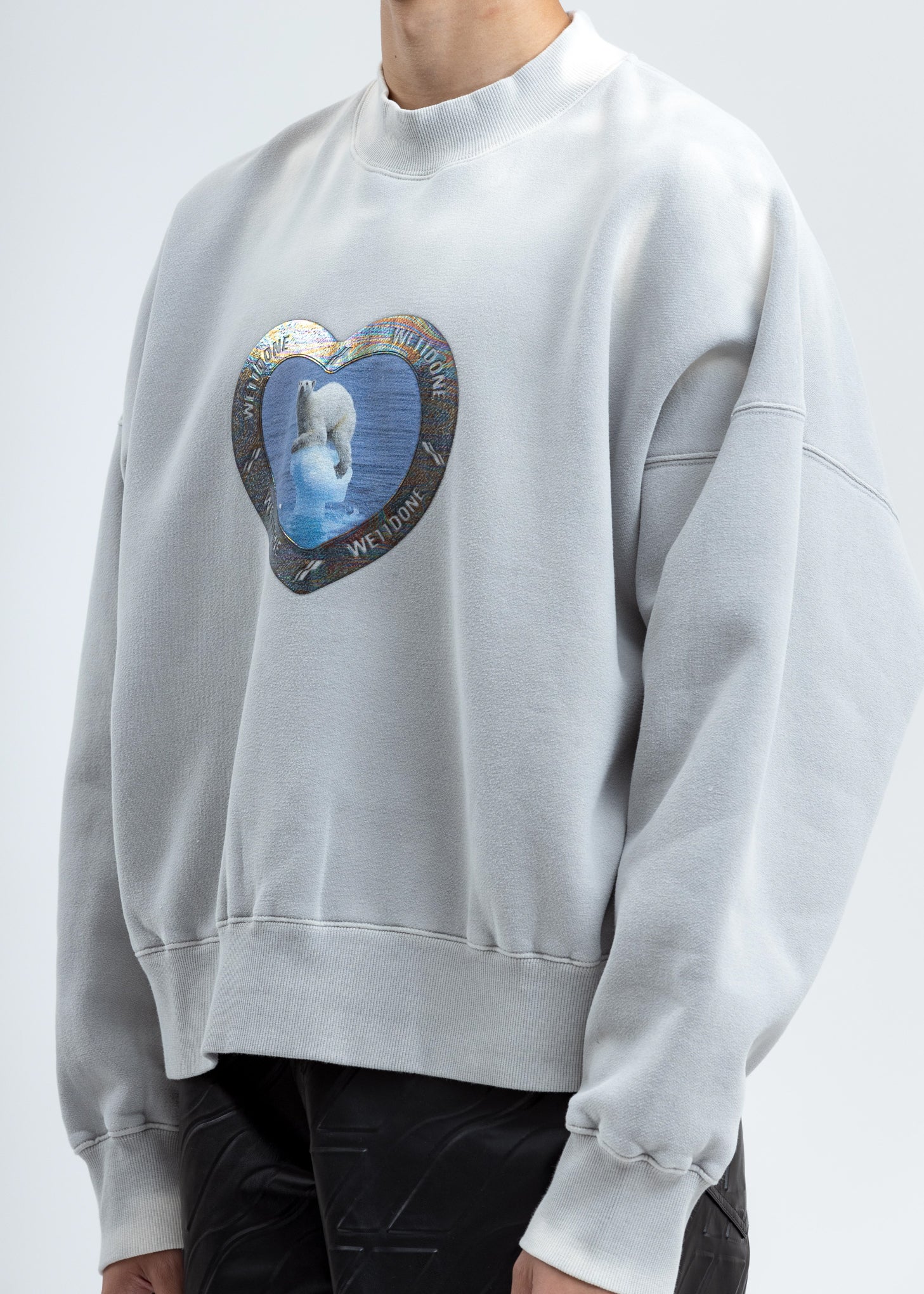 Ivory Thermo Sensitive Polar Bear Sweatshirt - Image 4