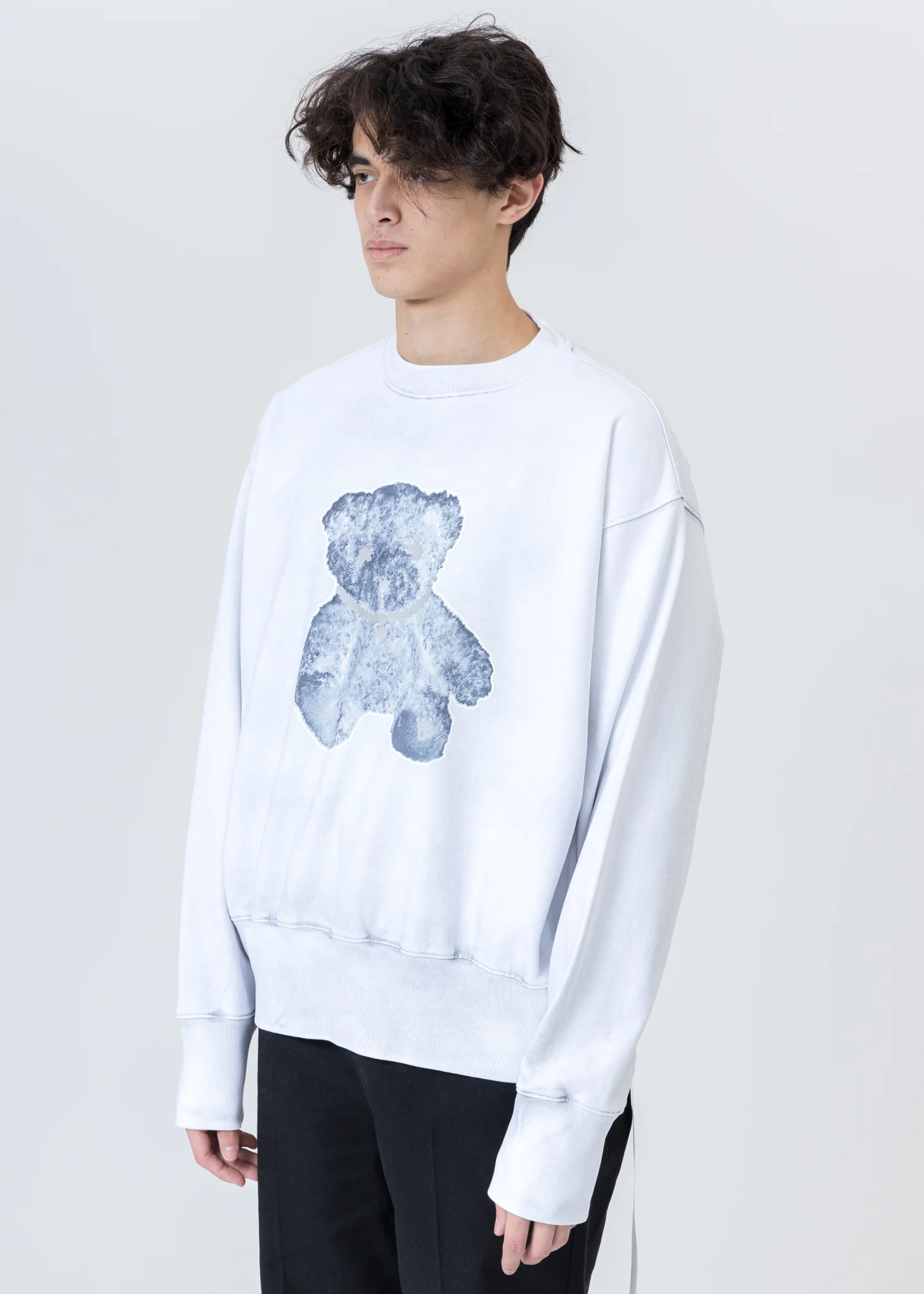 White Pearl Necklace Teddy Sweater (Reflect) - Image 5
