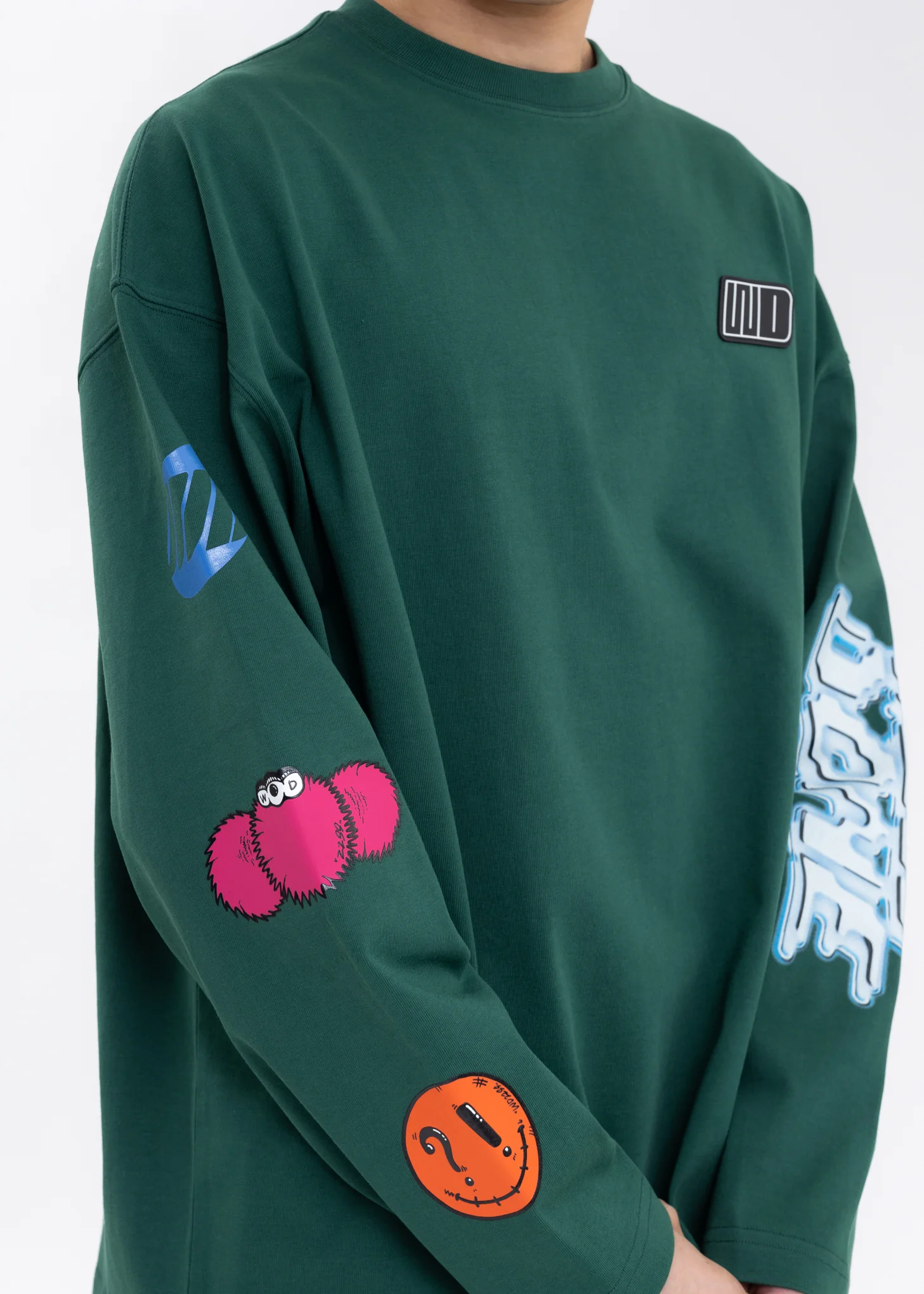 KHAKI WE11DONE CHARACTER LOGO LONG-SLEEVED T-SHIRT - Image 2