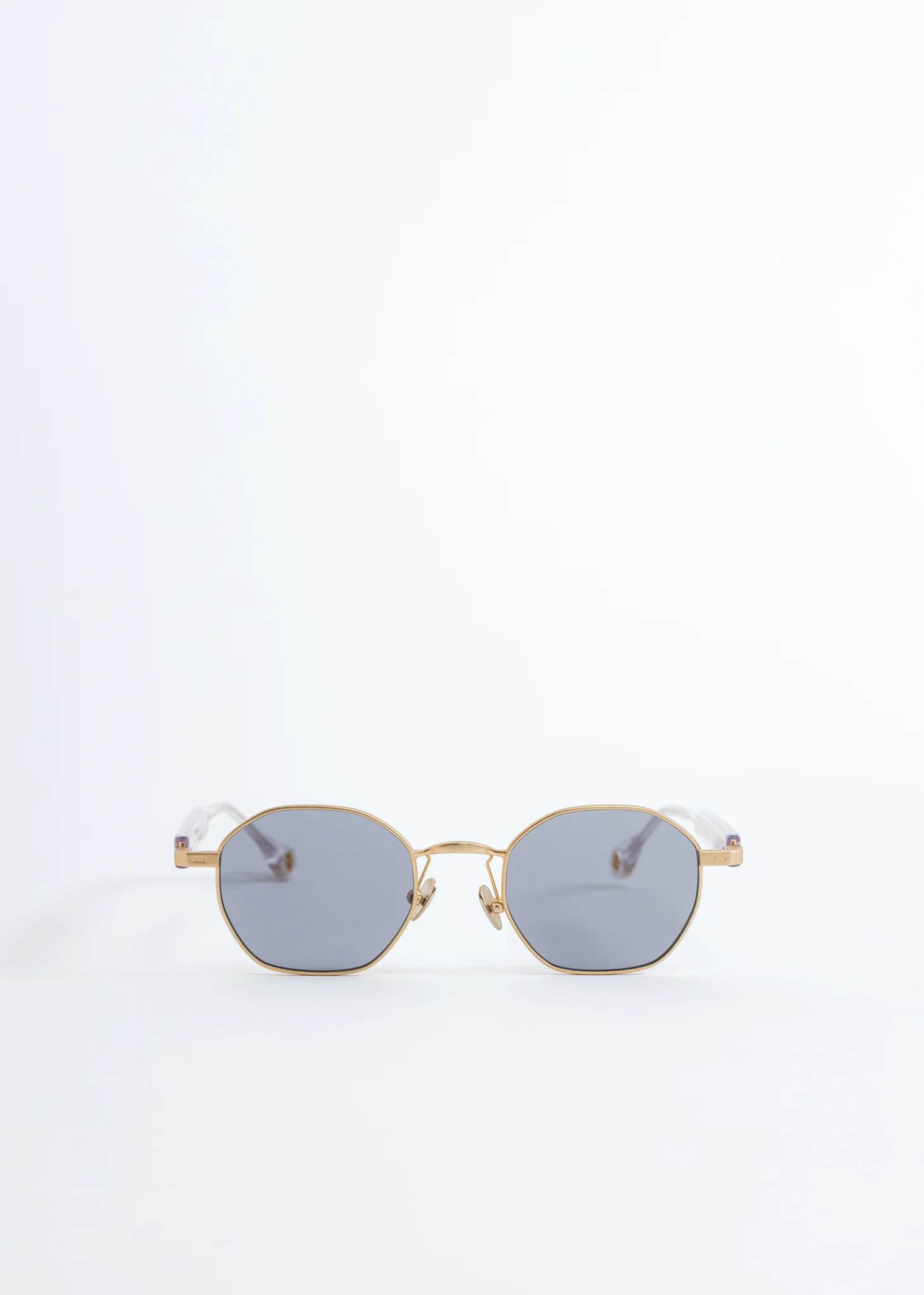 Liberté Sunglasses With Chain - Image 4