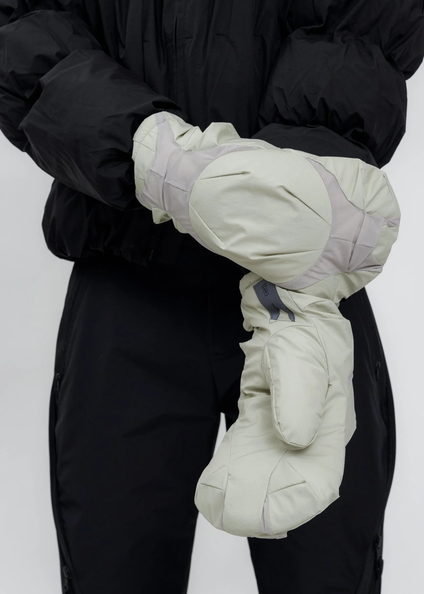 Light Grey 4.0+ GLOVES LEFT - Image 2