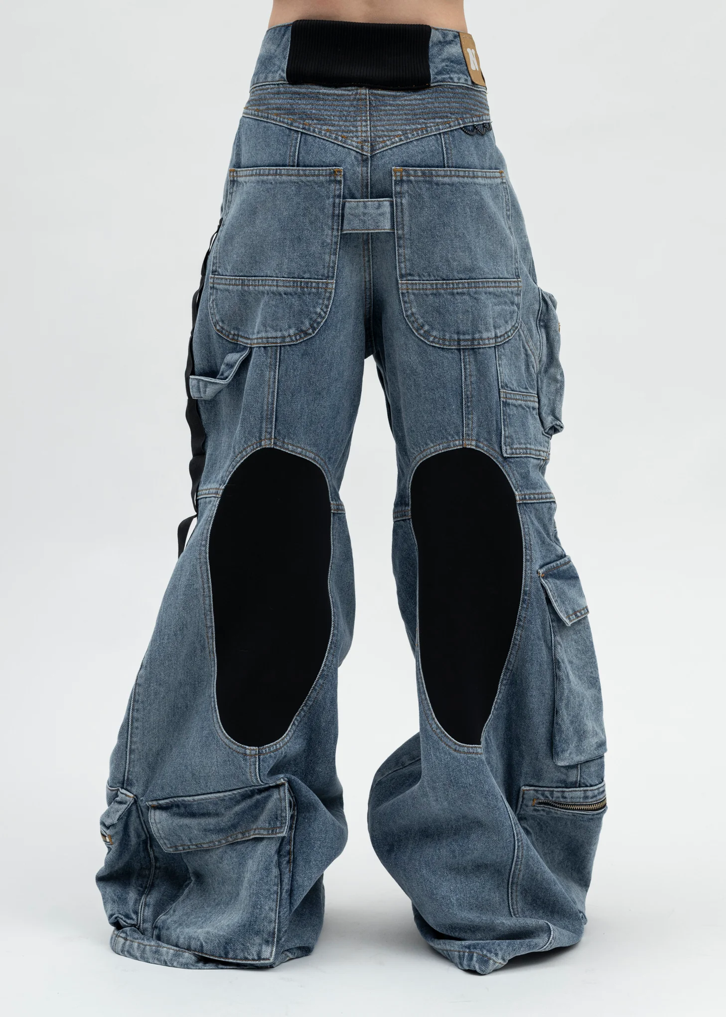 LIGHT WASH BLUE CAMPING CARGO JEANS - Image 2