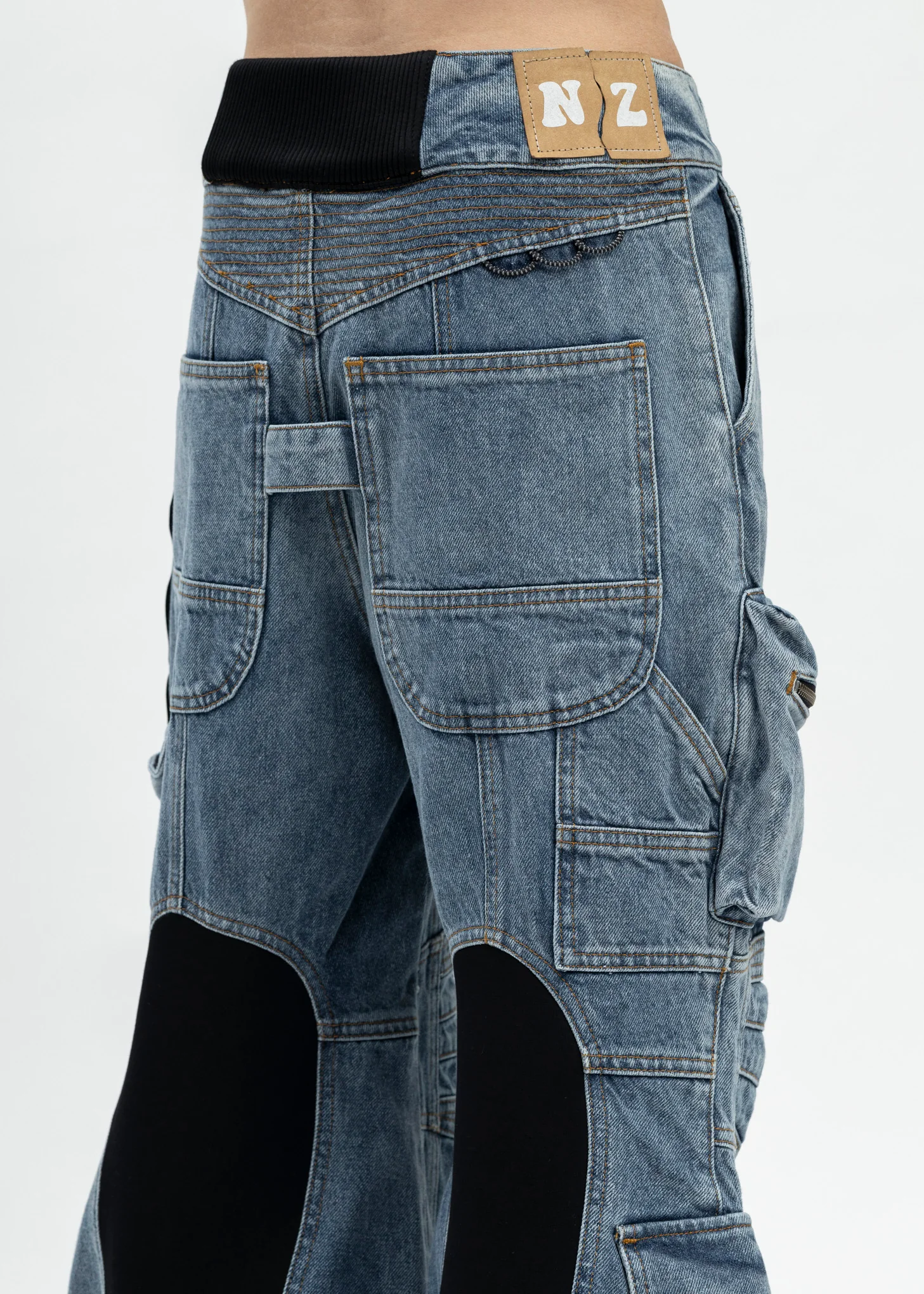 LIGHT WASH BLUE CAMPING CARGO JEANS - Image 4