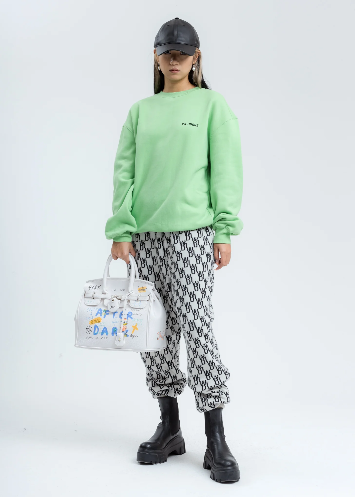 Lime WD Round Logo Sweatshirt - Image 5