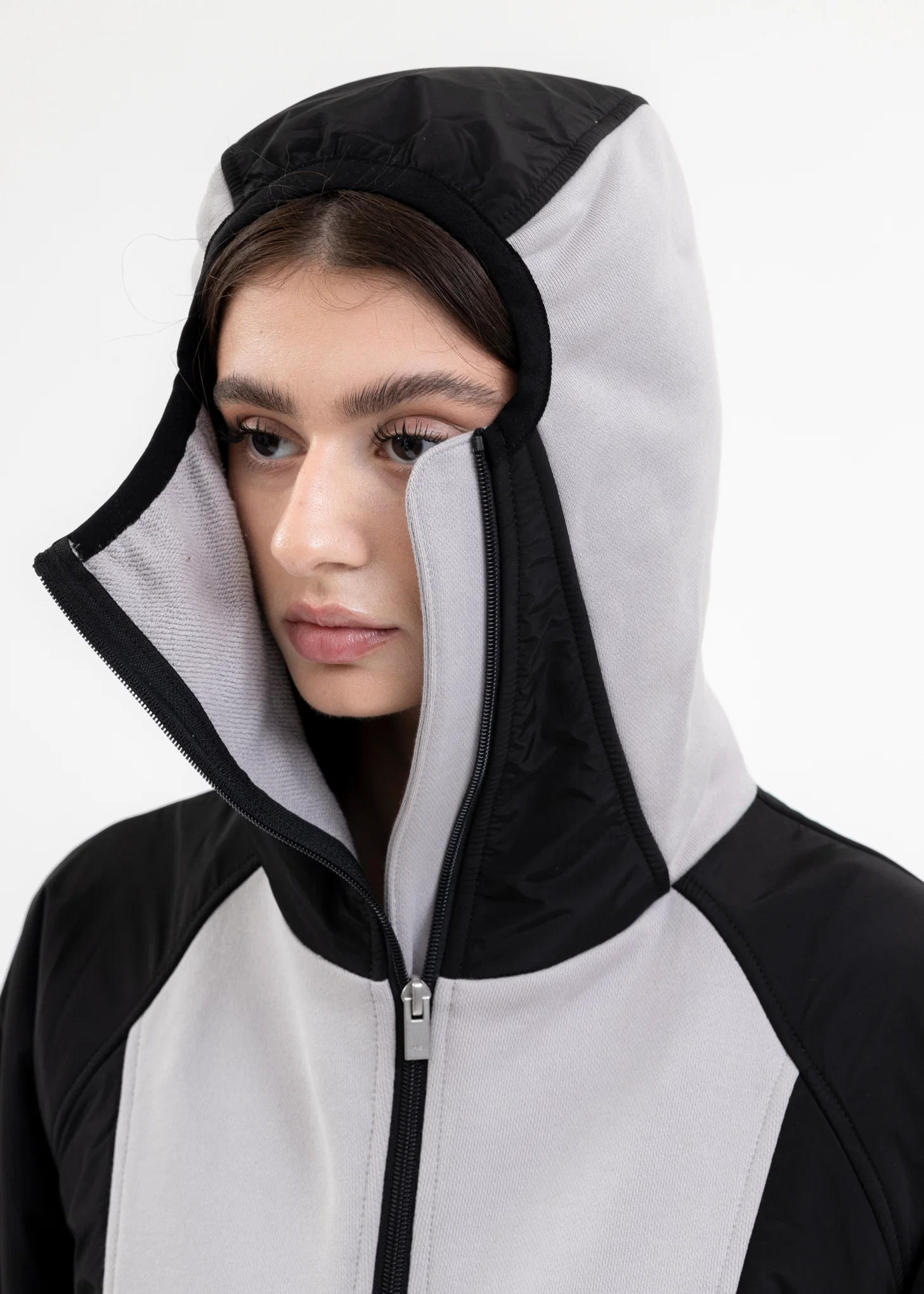 MEDIUM GREY EMPEDOCLES TECHNICAL HOODIE - Image 4