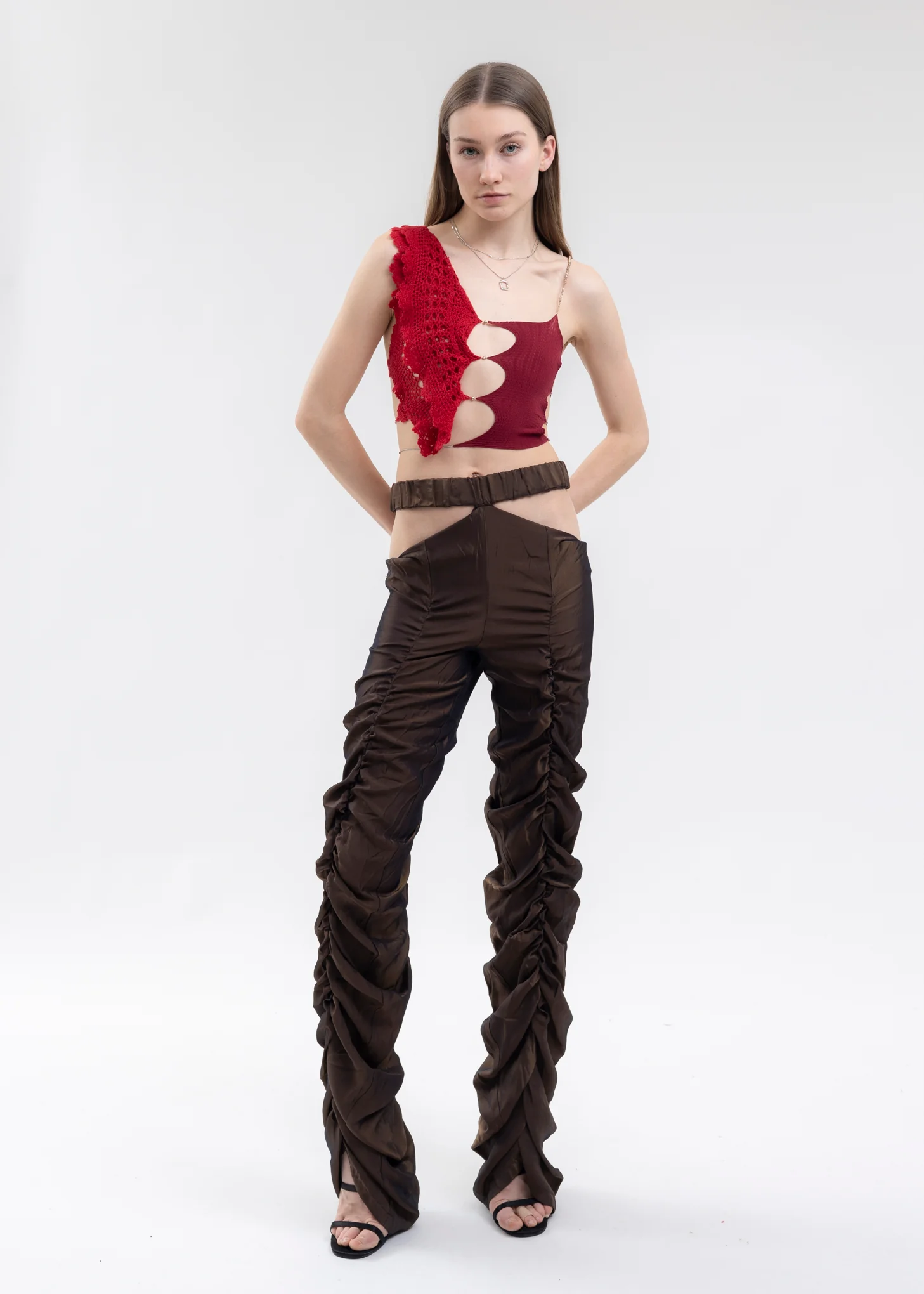 MERLOT SINGLE SLEEVE WITH CASHMERE HEART CROCHET - Image 4