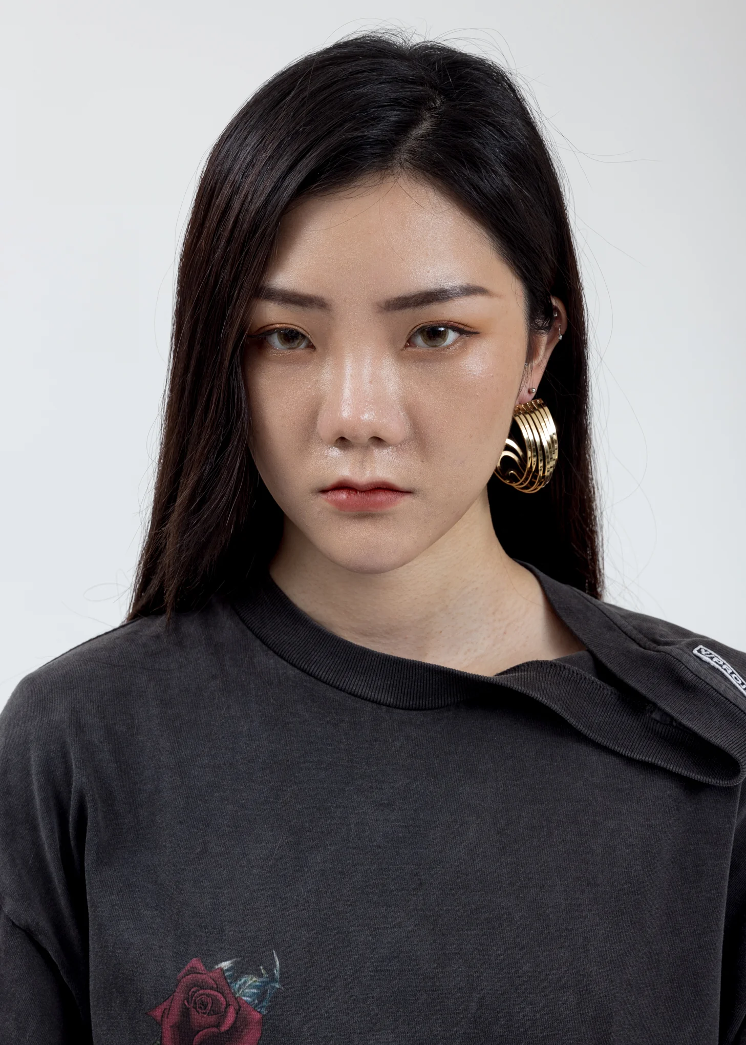 Mini Gold Deconstructed Hoop Earrings (Single) - Image 2