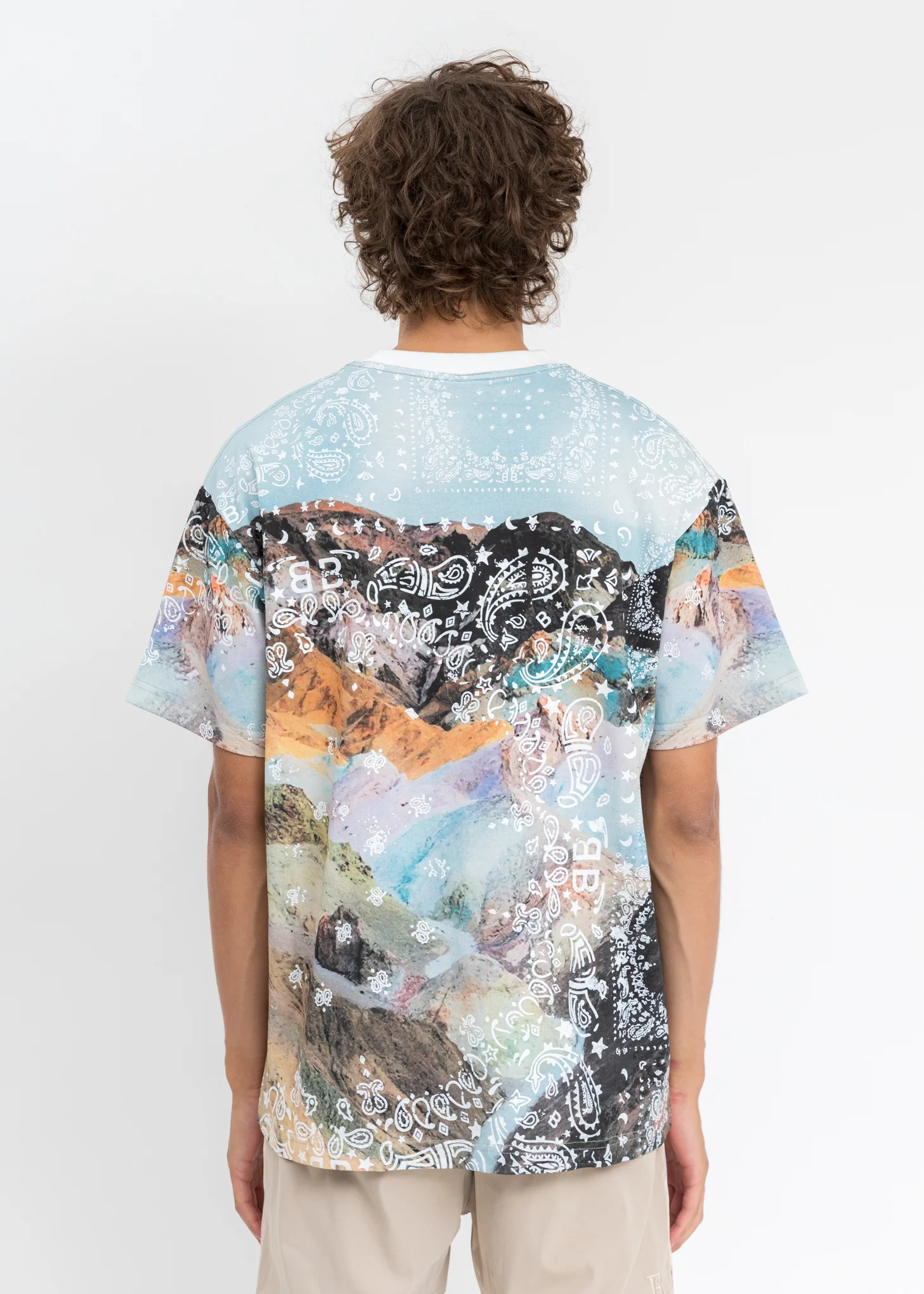 Multi Bandana Mountain Printed T-Shirt - Image 3
