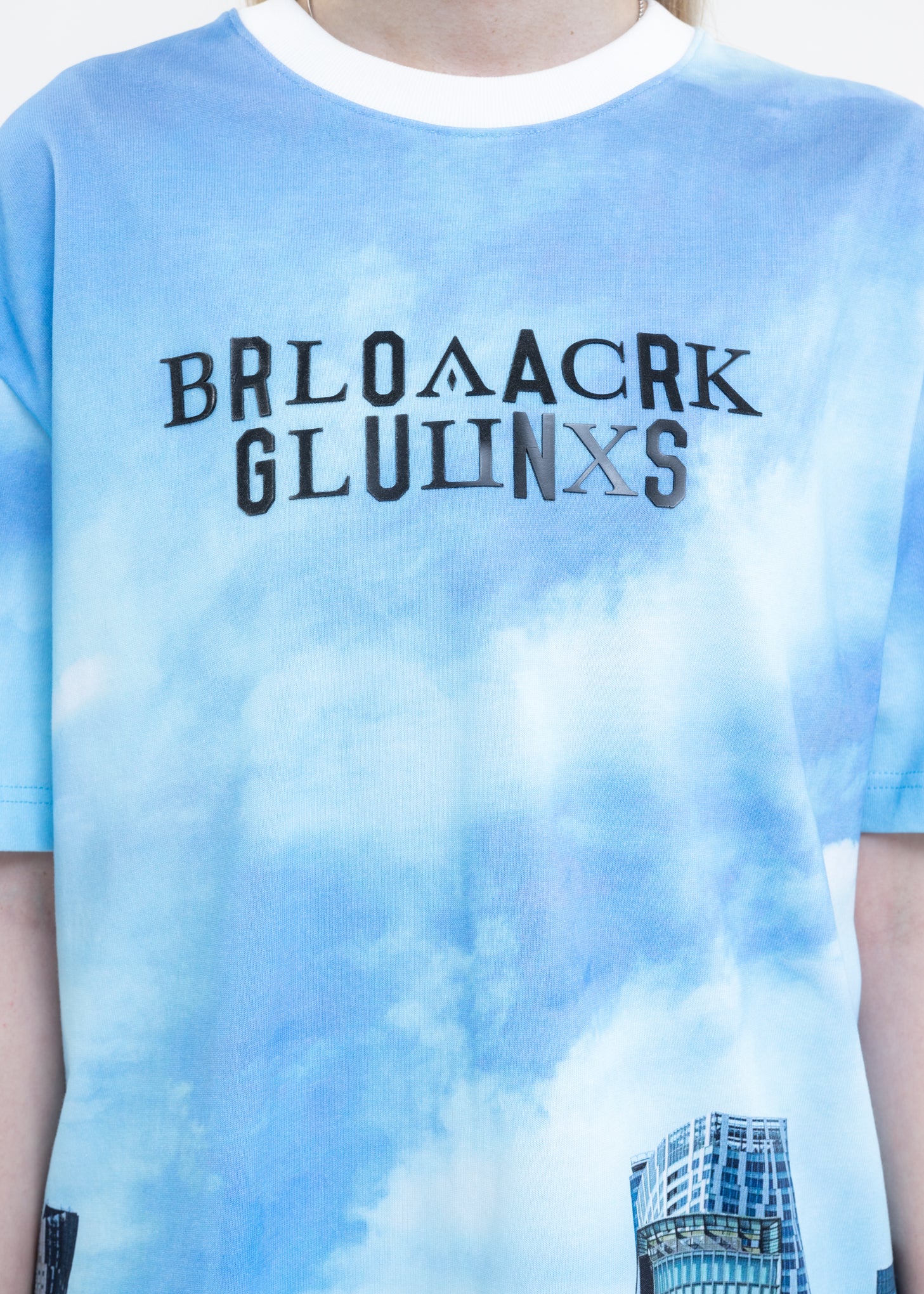 Multi Black Lux X roarguns Sky T-Shirt - Image 4
