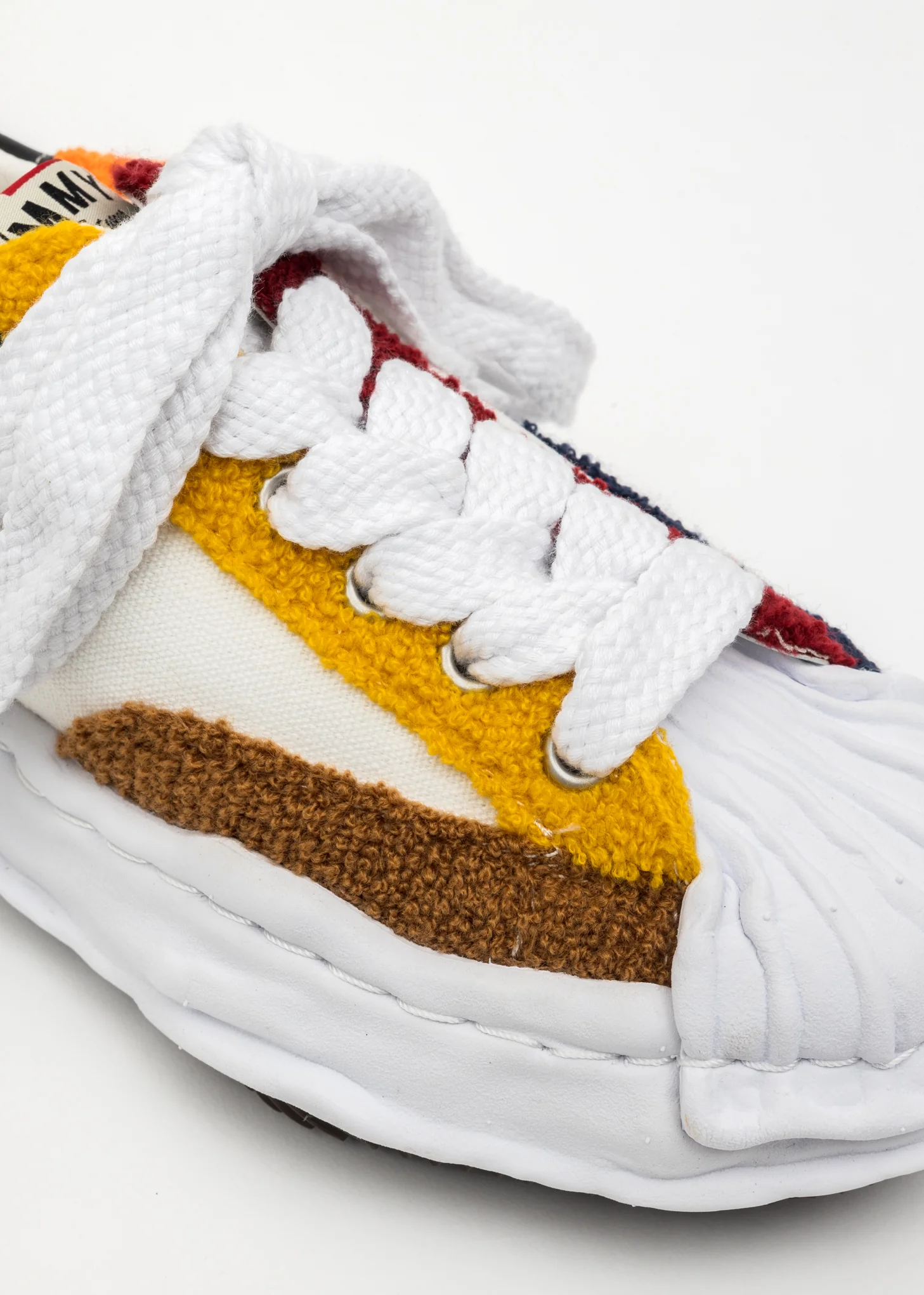 Multi OG Sole Sagara Embroidery Low-Top Sneaker (BLAKEY LOW) - Image 4