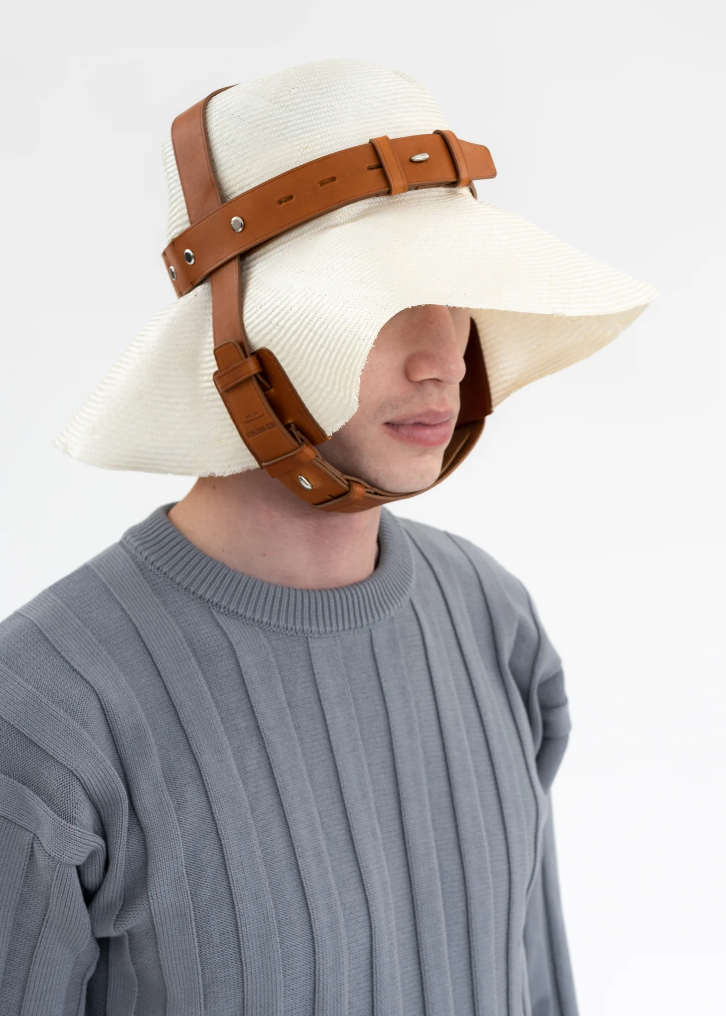 NATURAL BELTED HAT - Image 2
