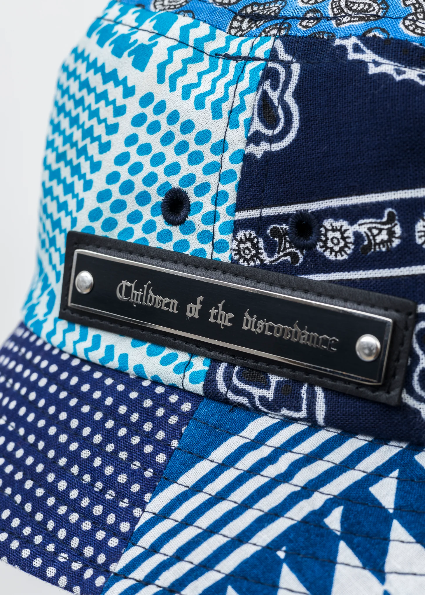 Navy BANDANA BUCKET HAT - Image 5