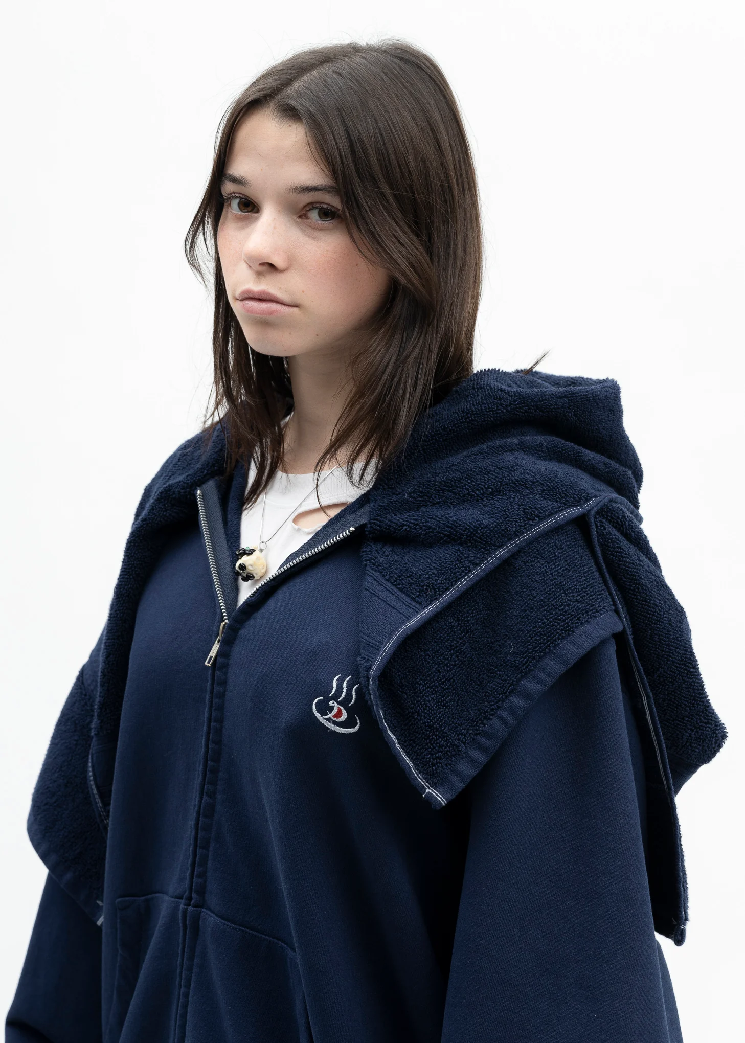 NAVY ONSEN TOWEL HOODIE - Image 2