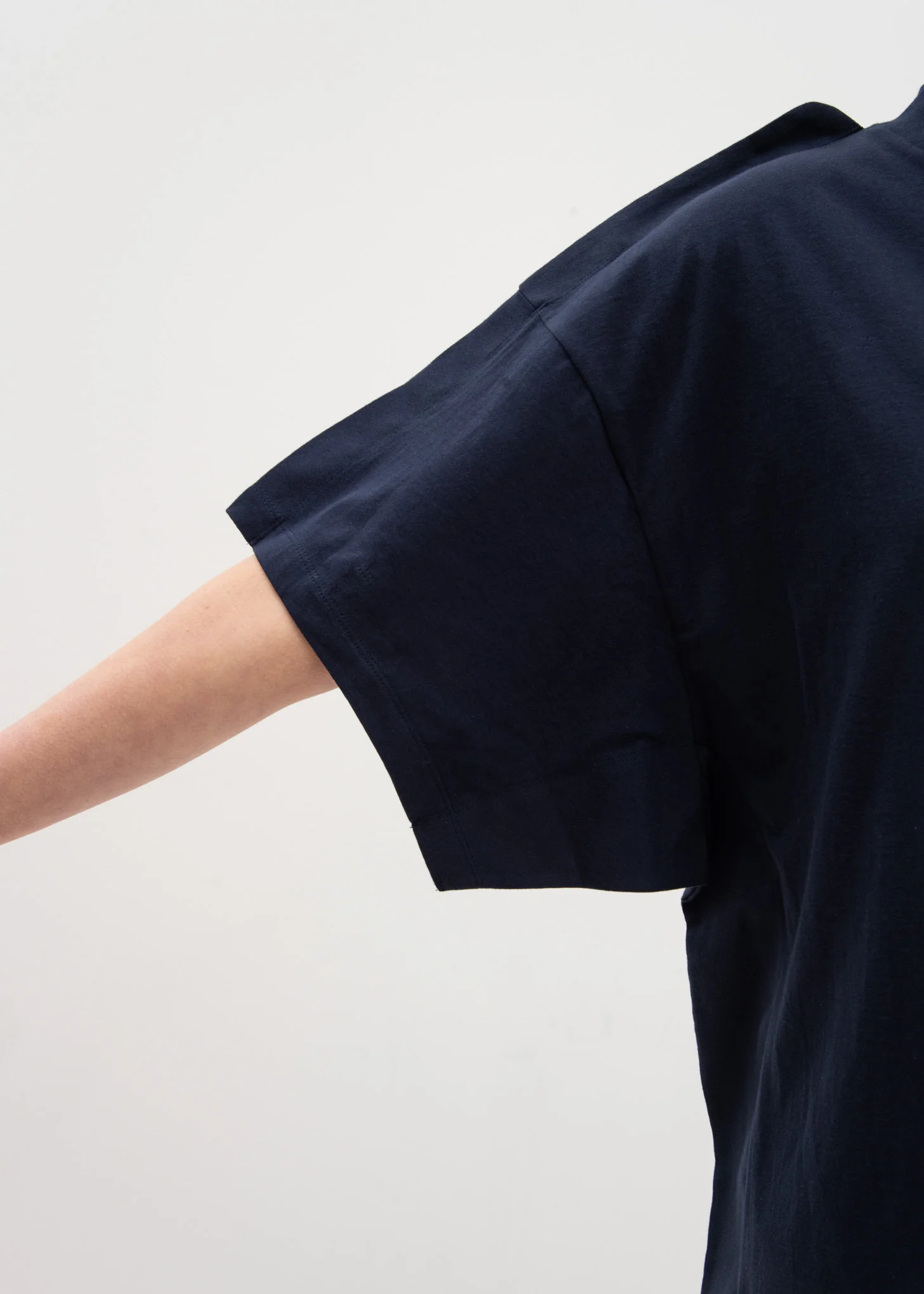 Navy Oversized Fin T-Shirt - Image 4