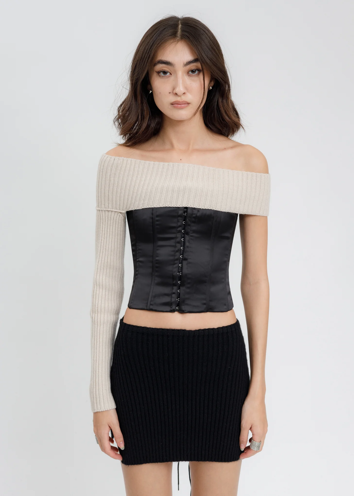 Oat Level Knit Overplay