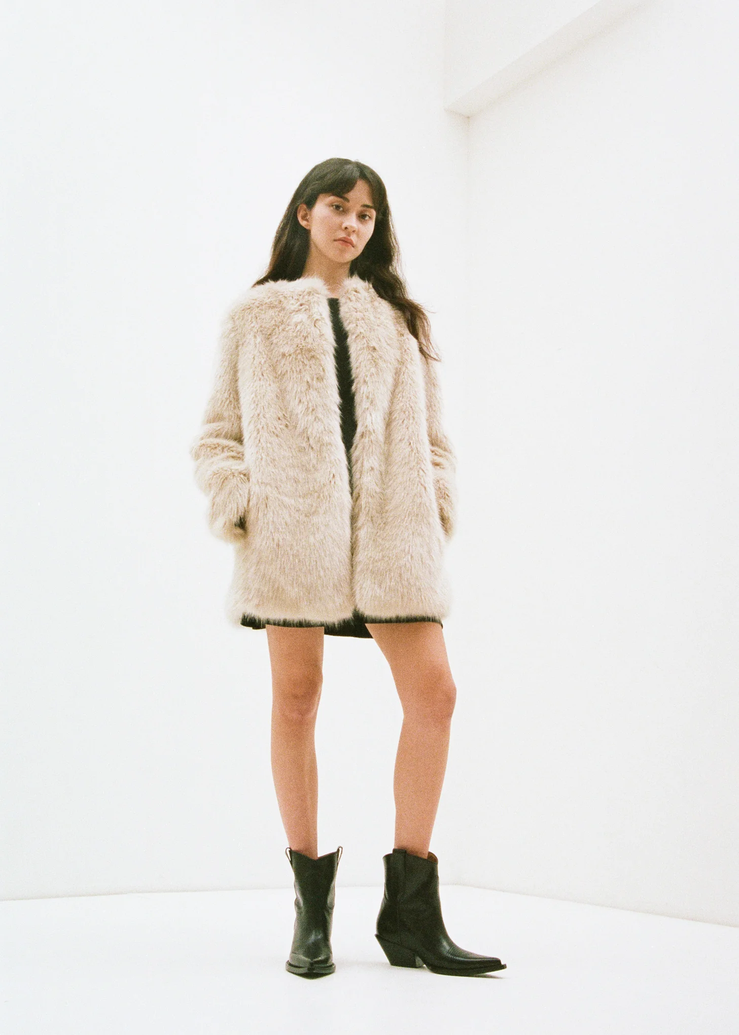 Oatmeal Faux Fur Coat - Image 8
