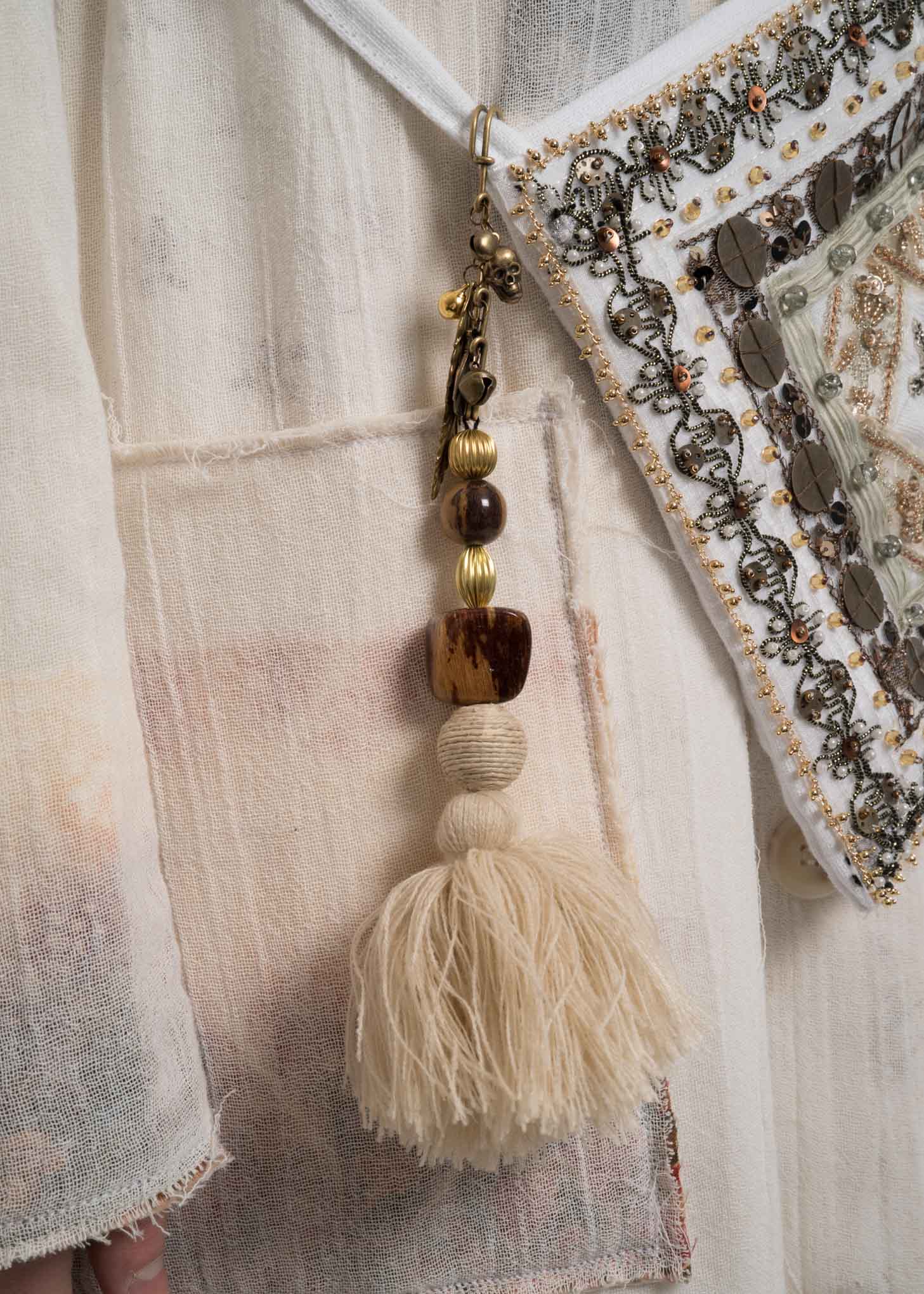 Off White Cross Bag w/ Keyring - Image 4