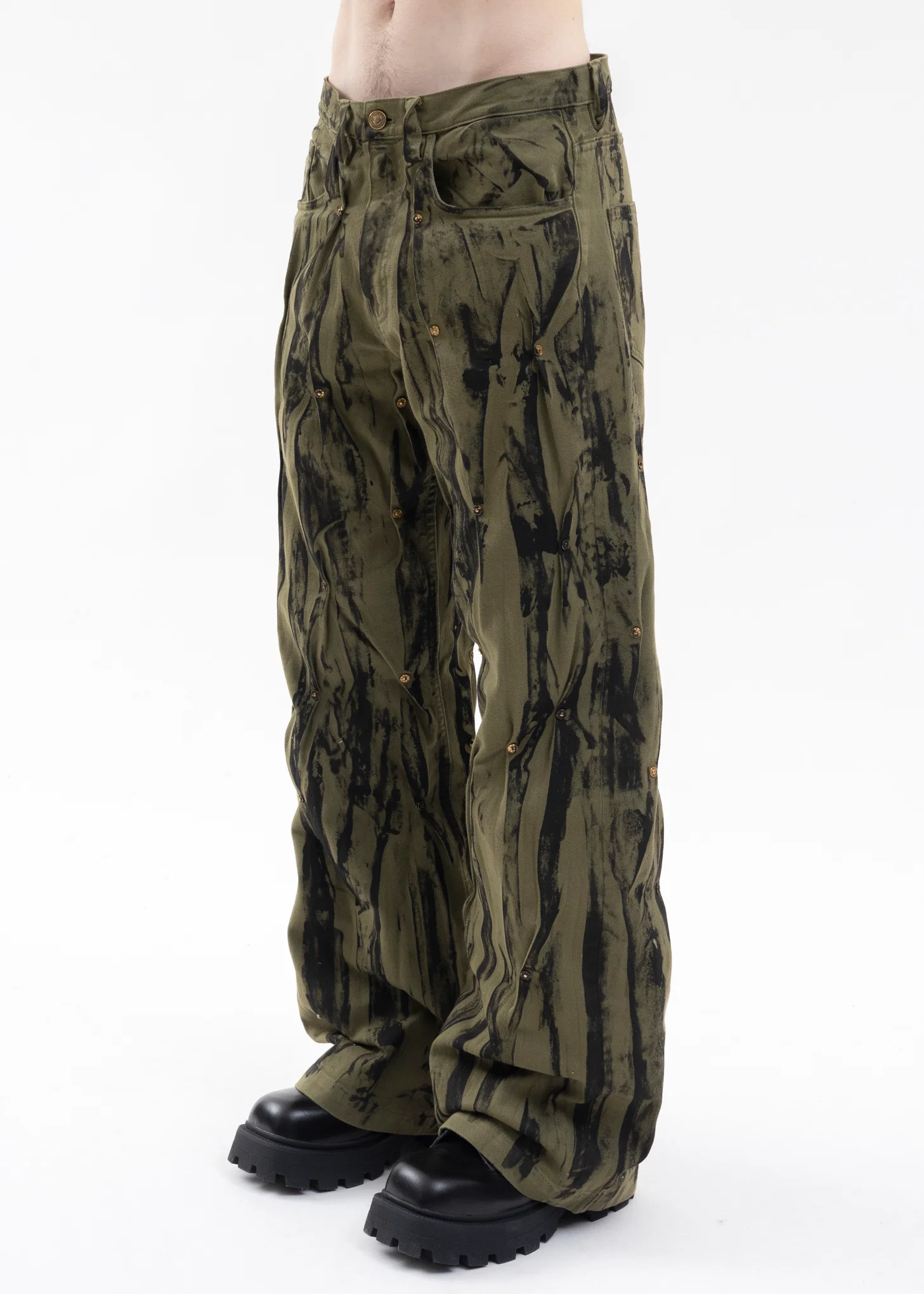 OLIVE / BLACK DENIM WASHED PANTS - Image 4