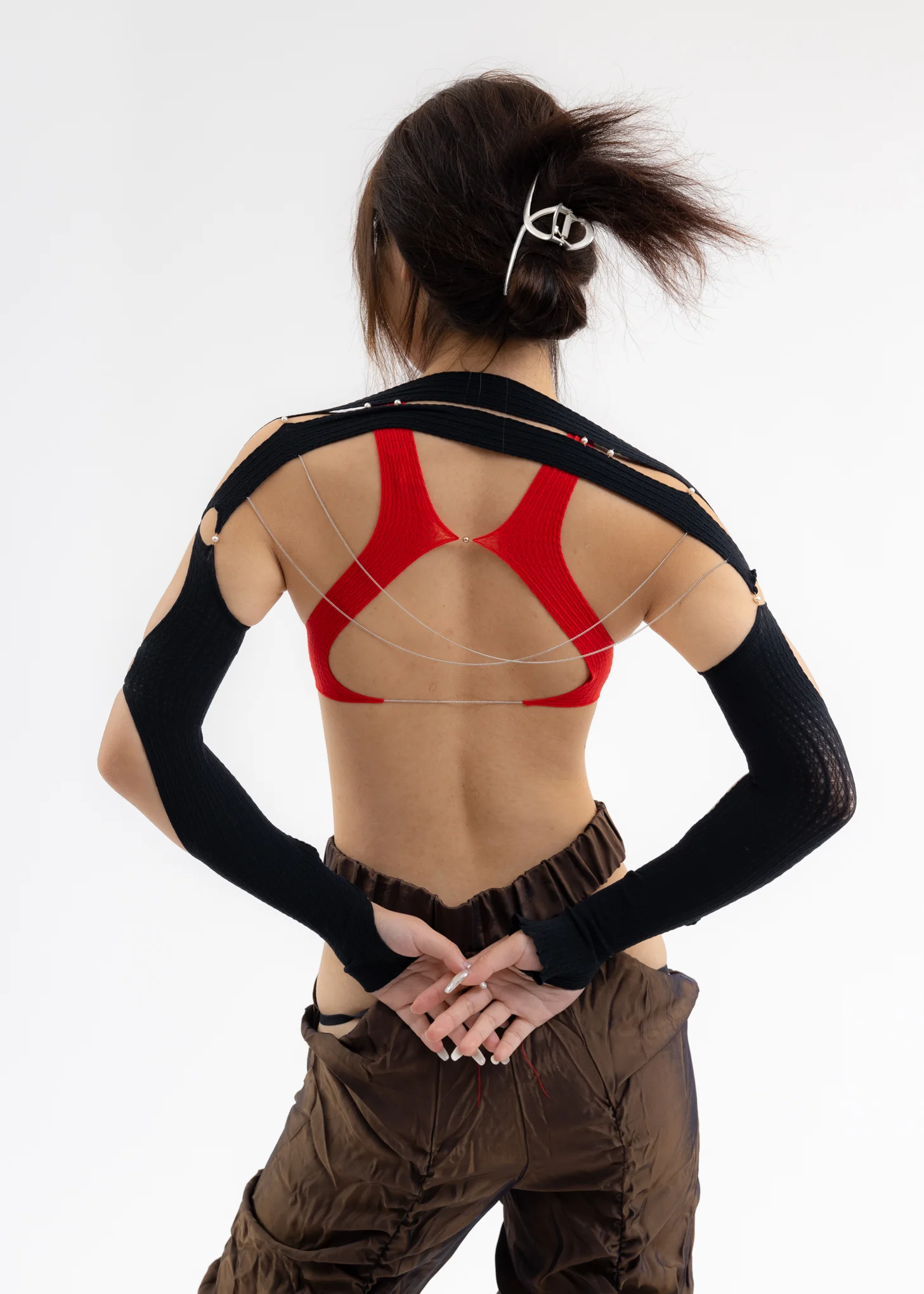 ONYX CUT-OUT SLEEVES - Image 3