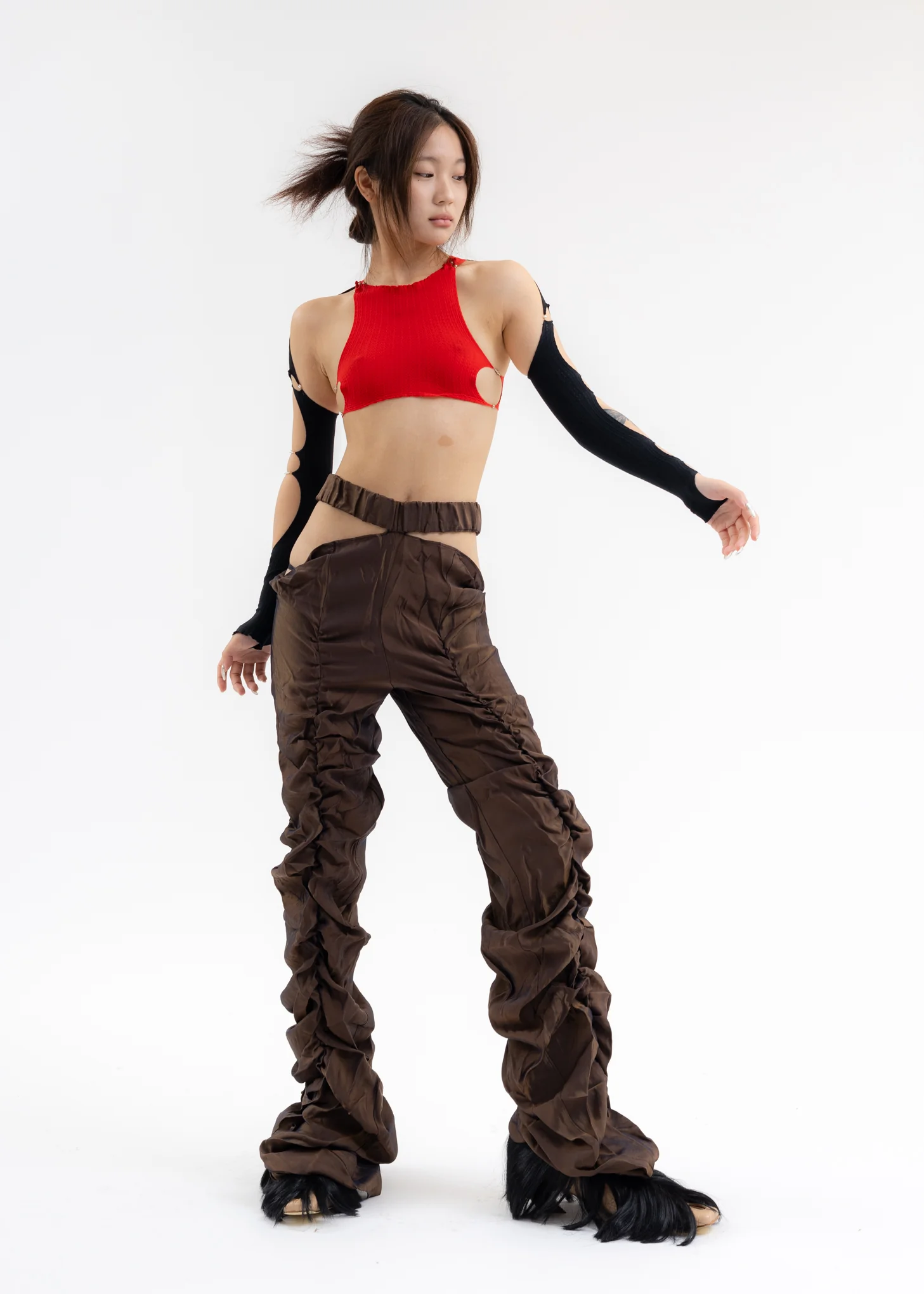 ONYX CUT-OUT SLEEVES - Image 5