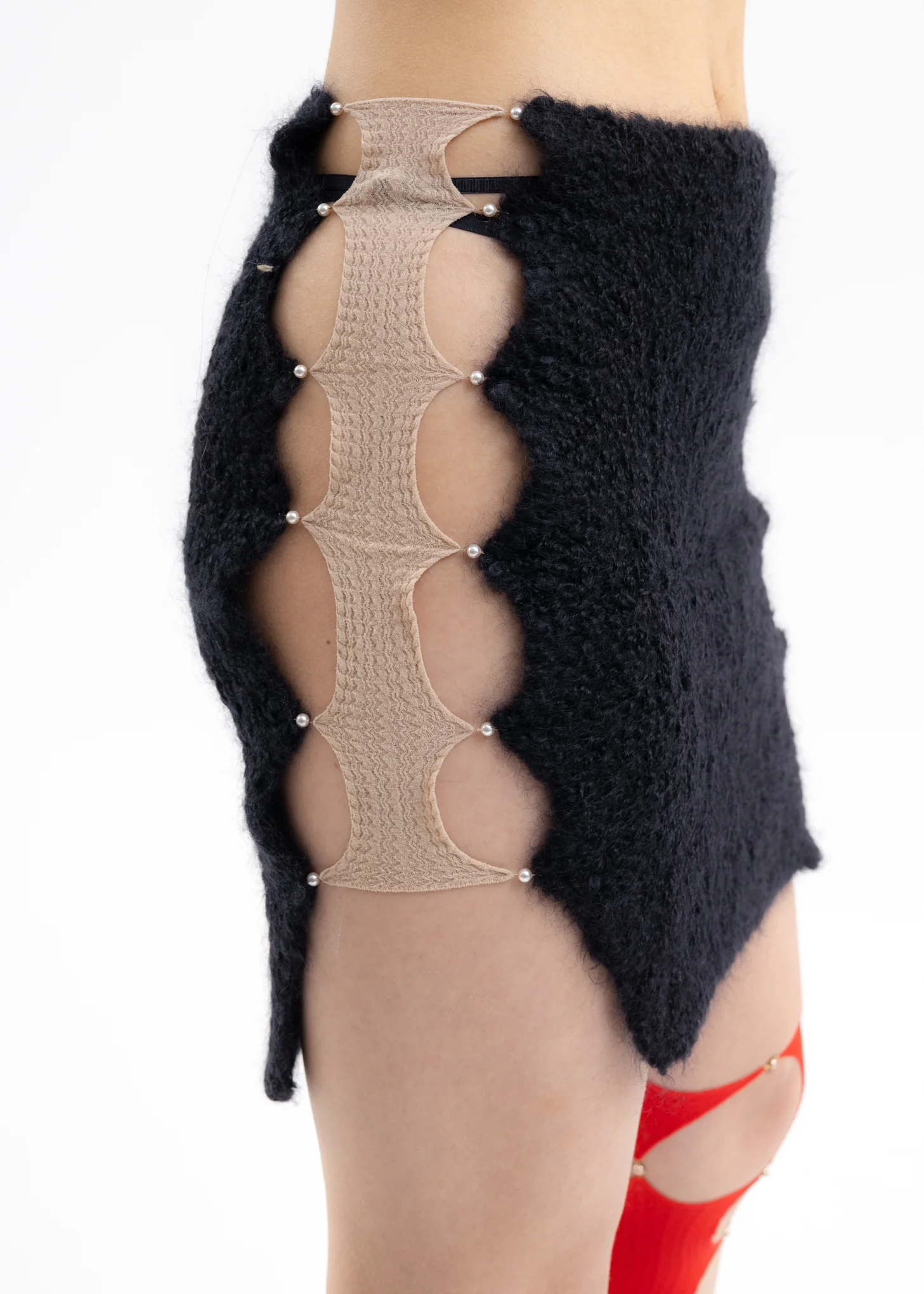 ONYX & FICELLE FLUFFY MINI SKIRT - Image 4