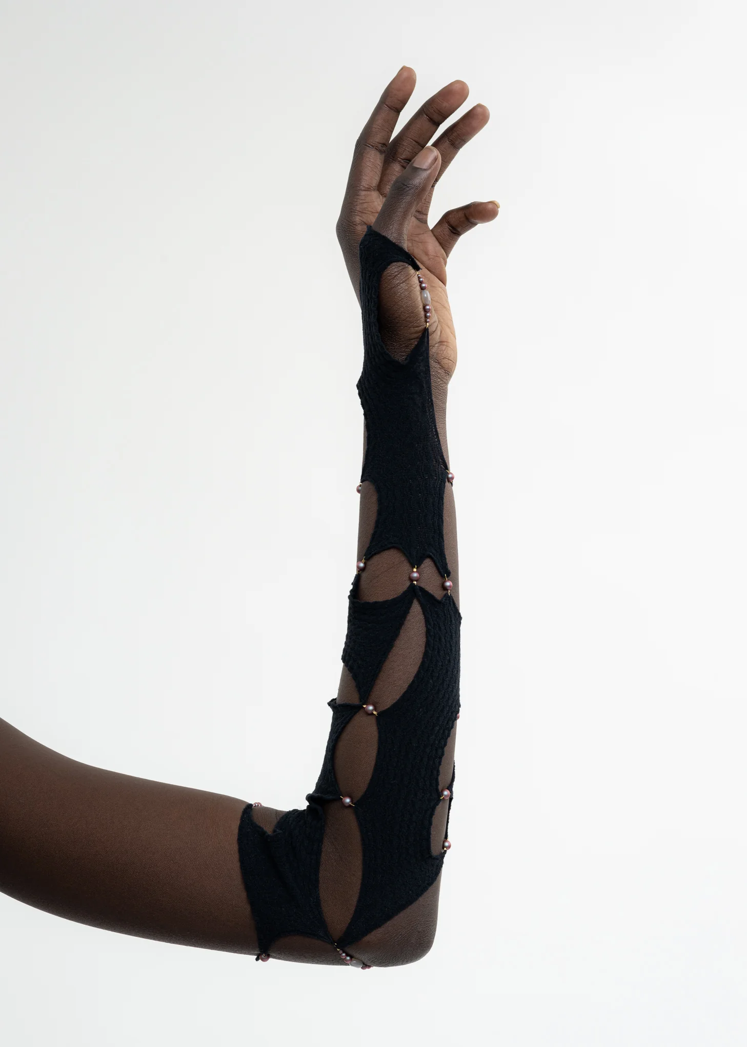 ONYX SINGLE CROPPED ARM SLEEVE - Image 2