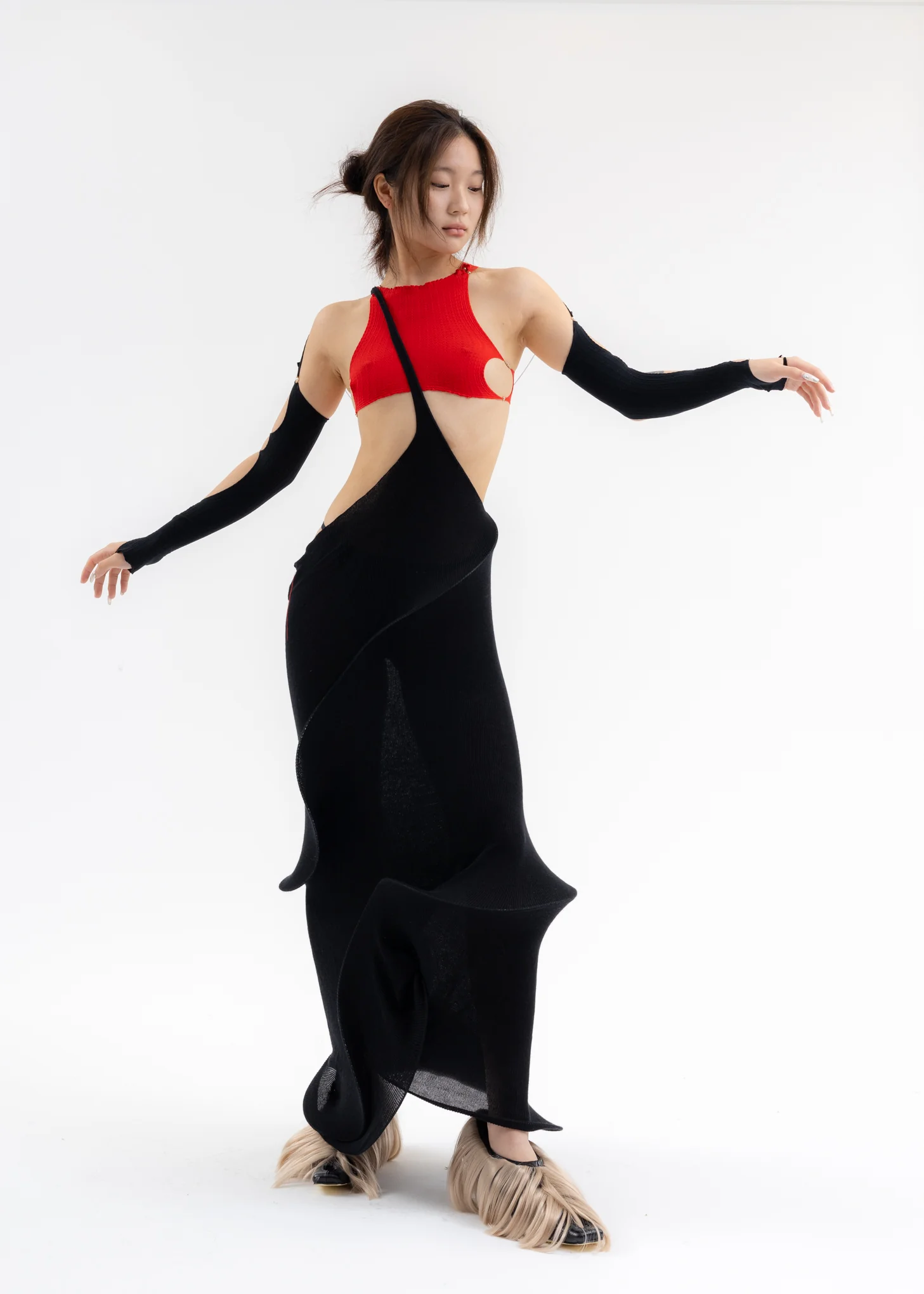 ONYX WITH FICELLE HAIR CUT-OUT HAIRY PUMP HEELS - Image 7