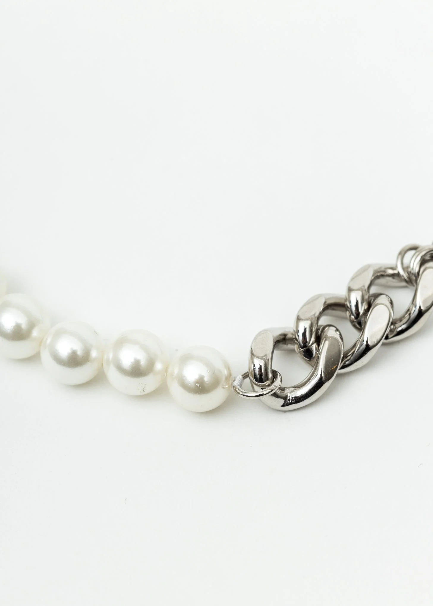 Pearl And Mix Chains Cuban Lock Necklace - Image 4