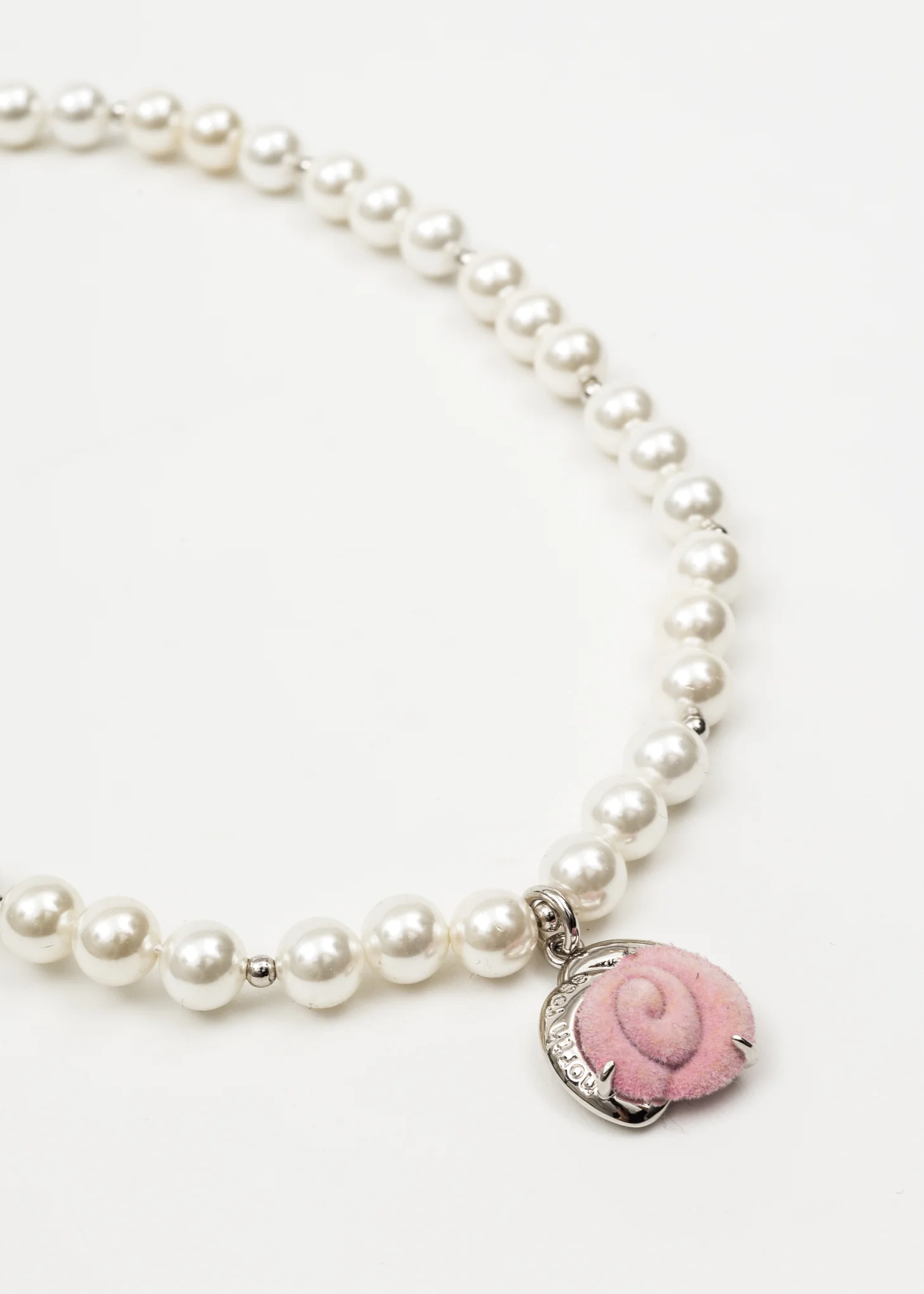 Pearl And Pink Velvet Rose Necklace - Image 4