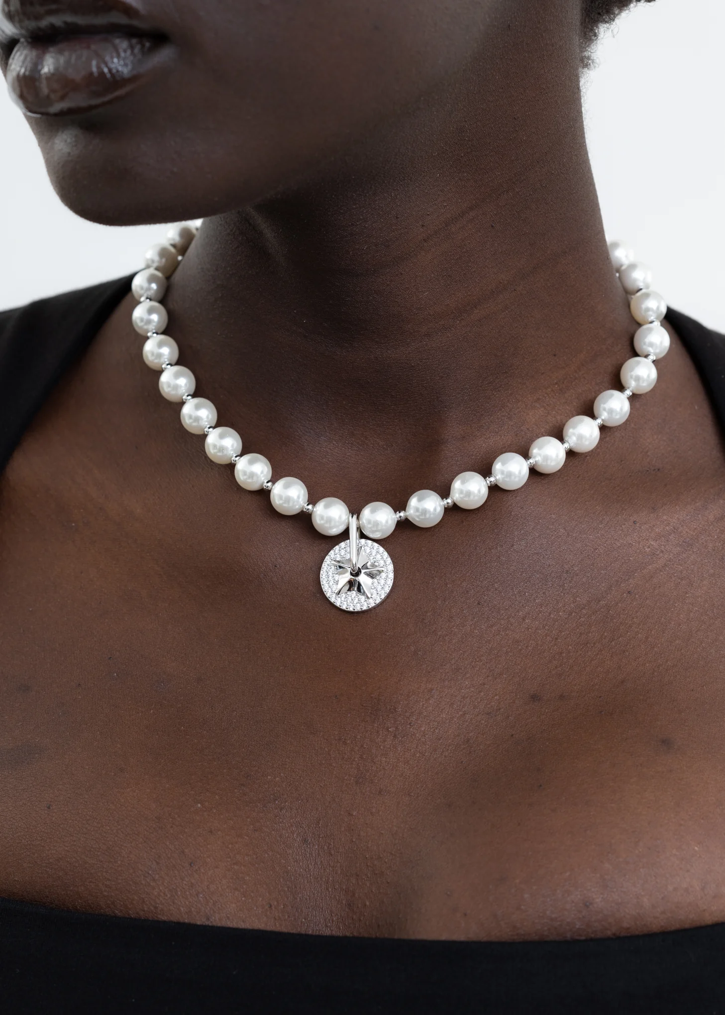 Pearl And Rhinestone Star Necklace - Image 3