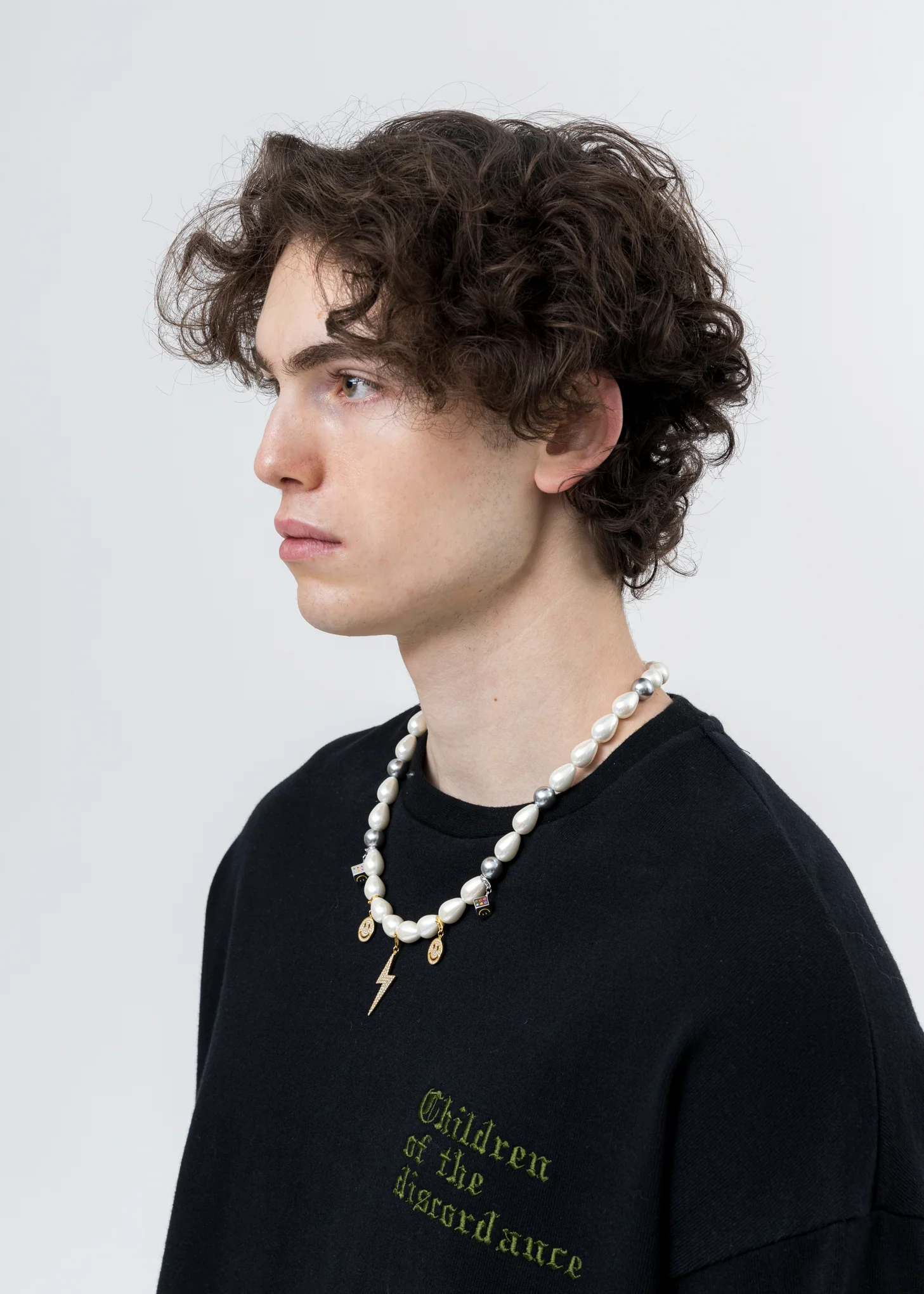 Pearl Smile Face Flash Necklace - Image 4