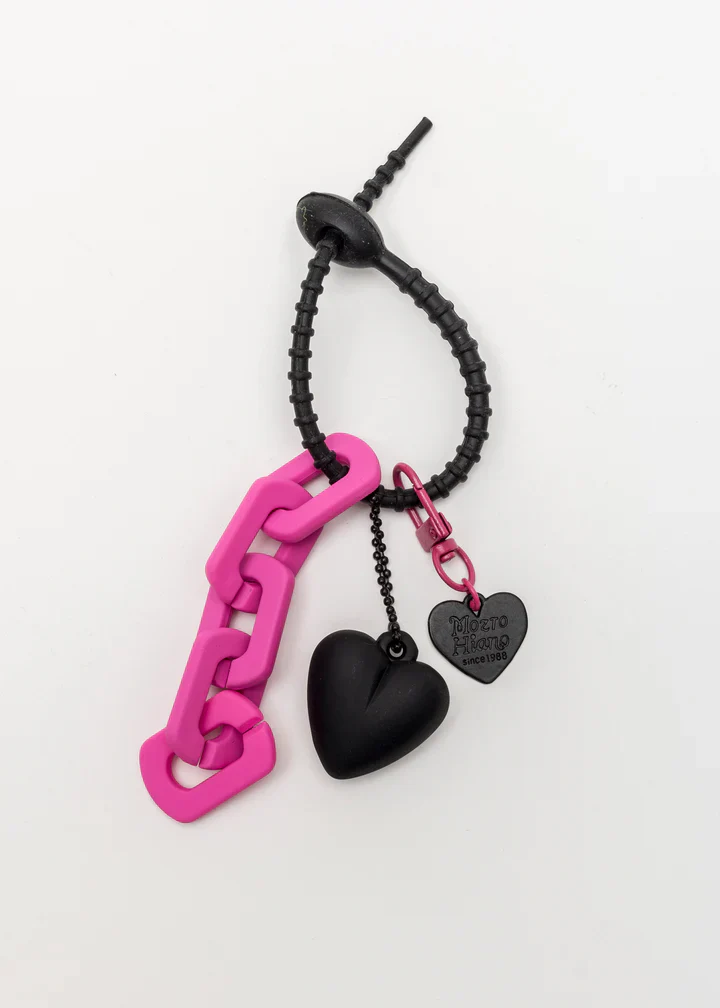 Pink Chain /Black Hearts Keyring - Single - Image 5