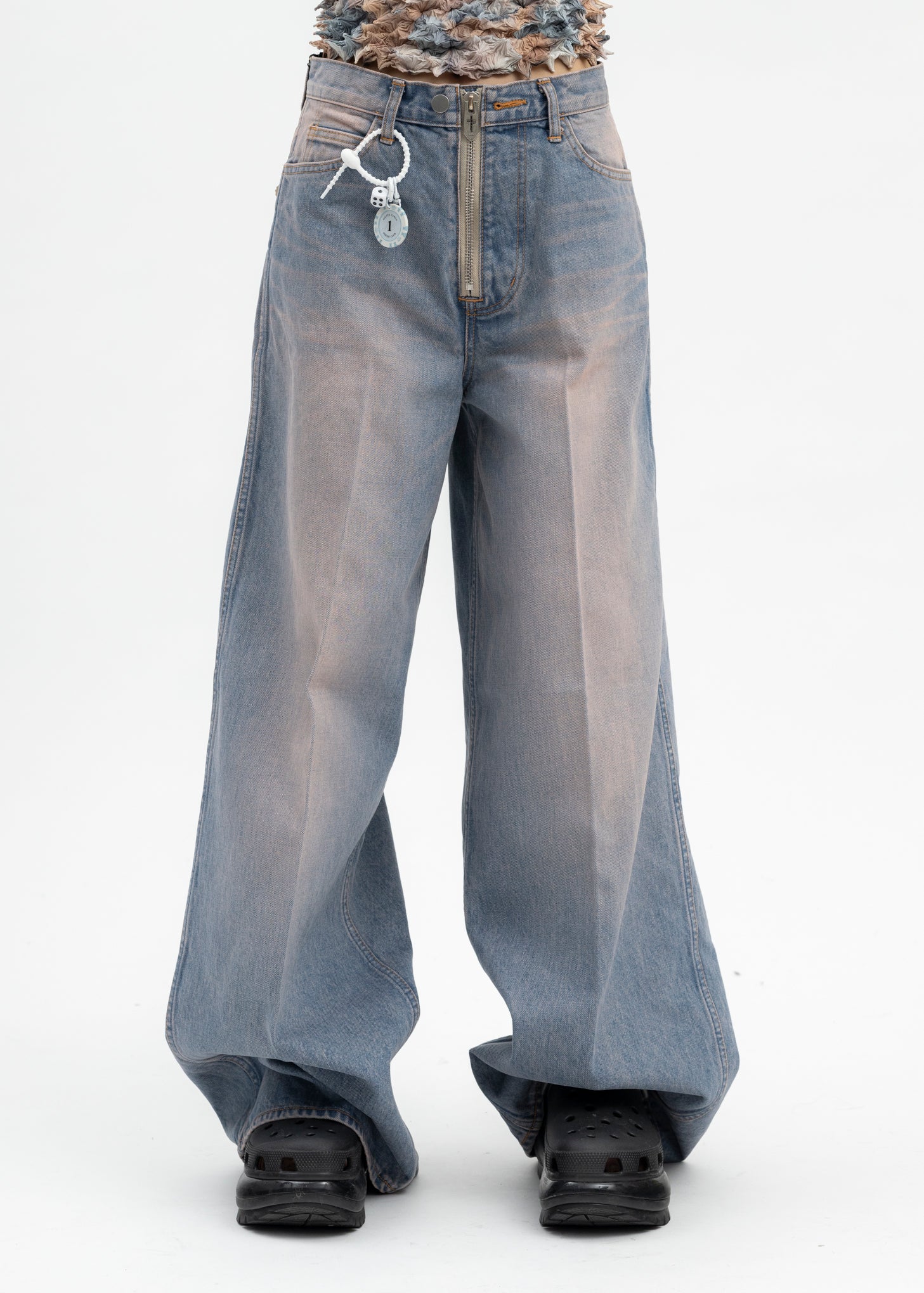 PINK INDIGO "MASUBOYS" BAGGY JEANS (OVER DYE)