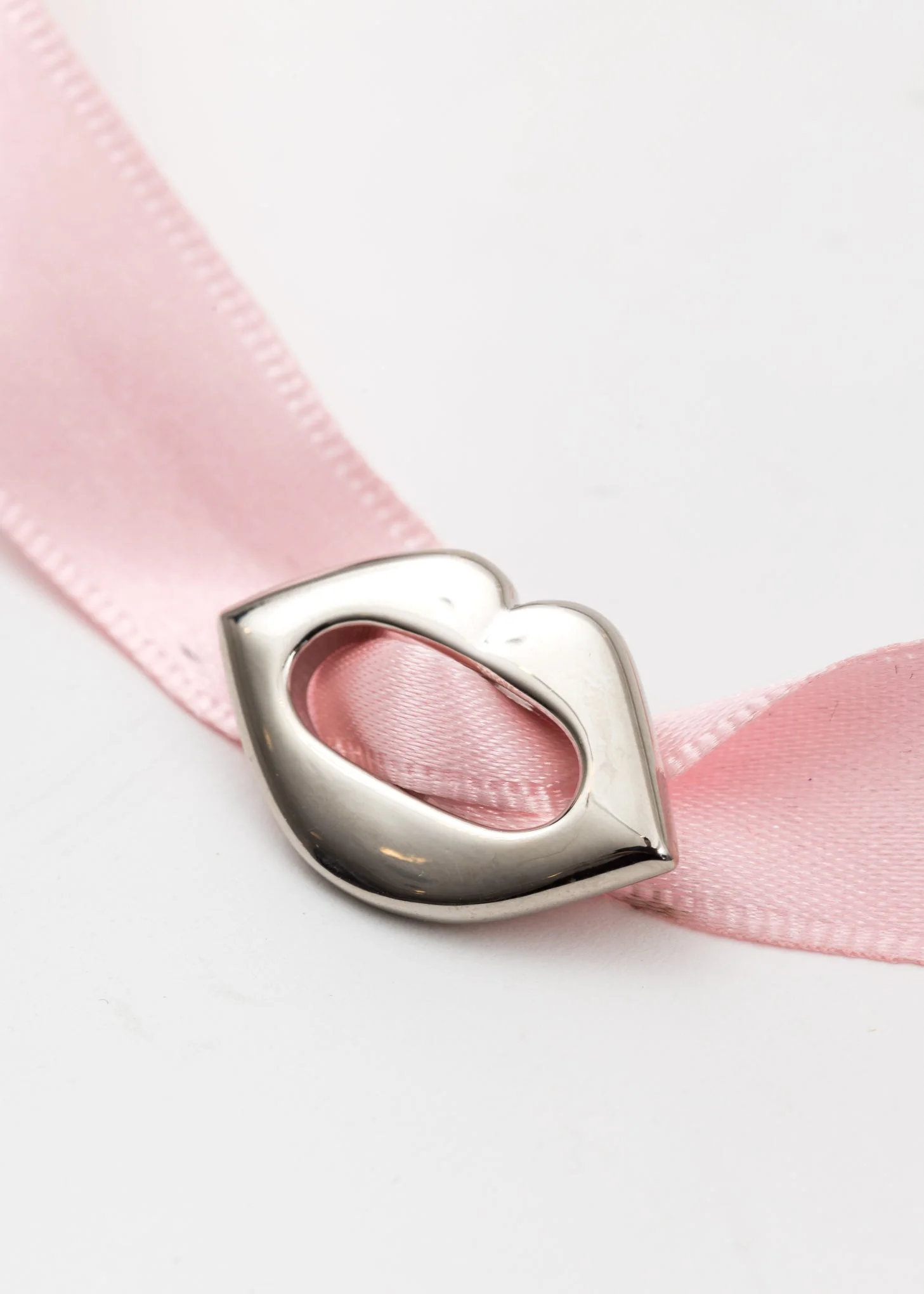PINK RIBBON CHOKER W/ SILVER LIP - Image 6