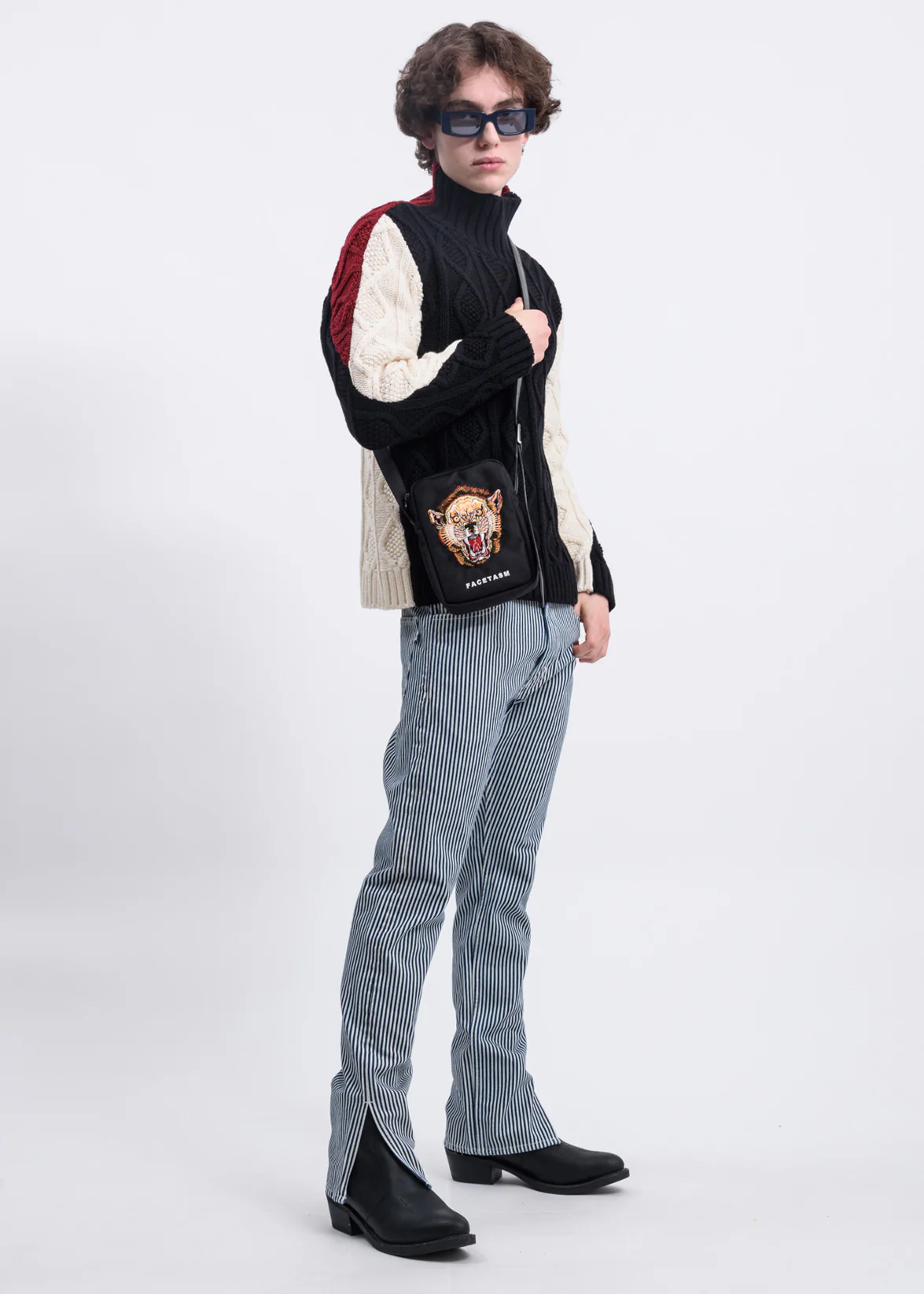 Black Snarling Lion Crossbody Bag - Image 4