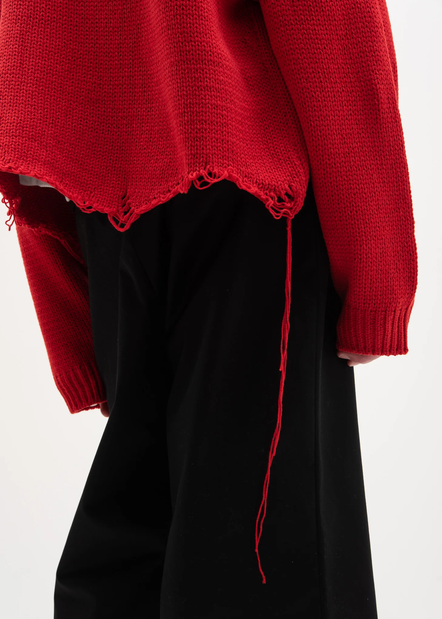 Red 3D Patch Cut Off Cardigan - Image 3