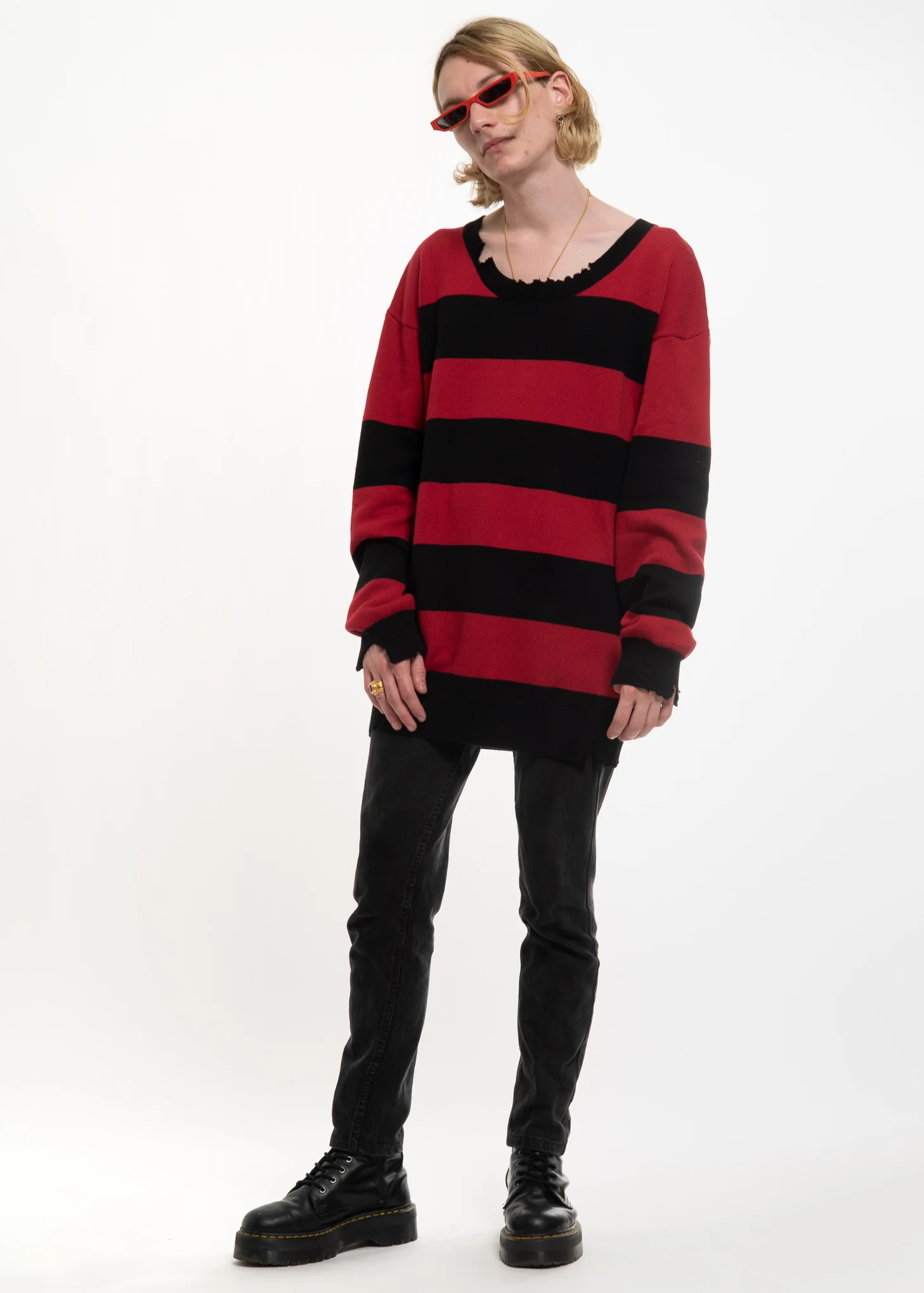 Red and Black Grungie Knit Sweater - Image 2