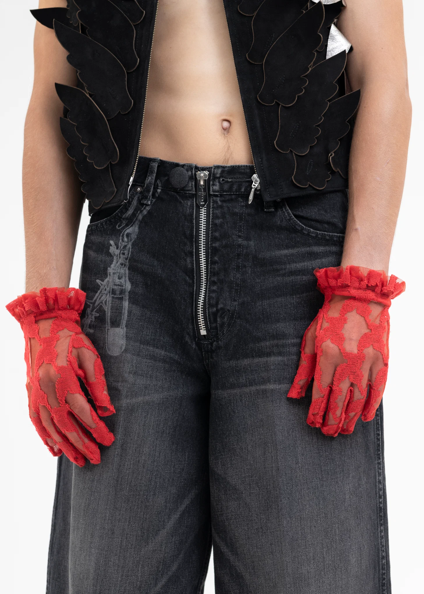 RED ANGEL LACE GLOVES
