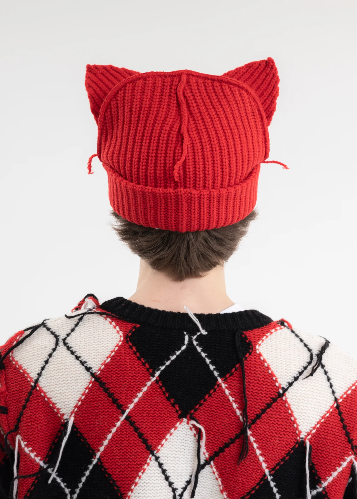 RED CHUNKY EARS BEANIE - Image 5