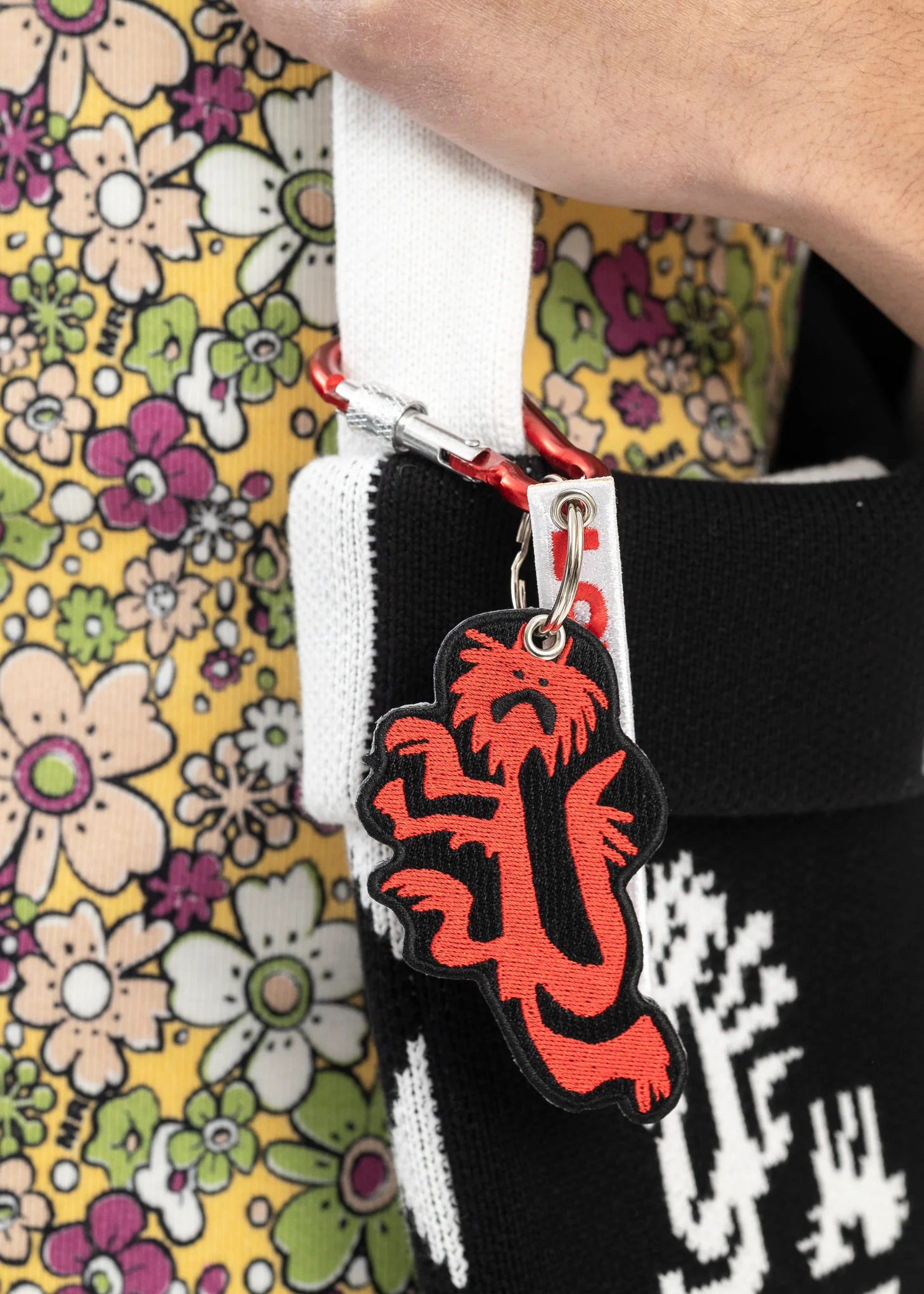 RED DRAGON CHARACTER KEYRING - Image 2