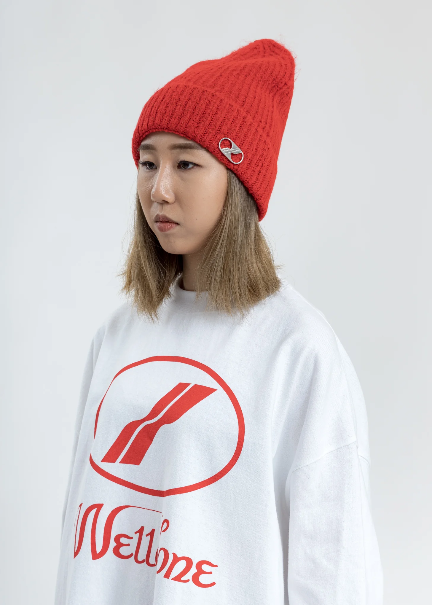 Red Embroidered Metal Logo Long Beanie - Image 3